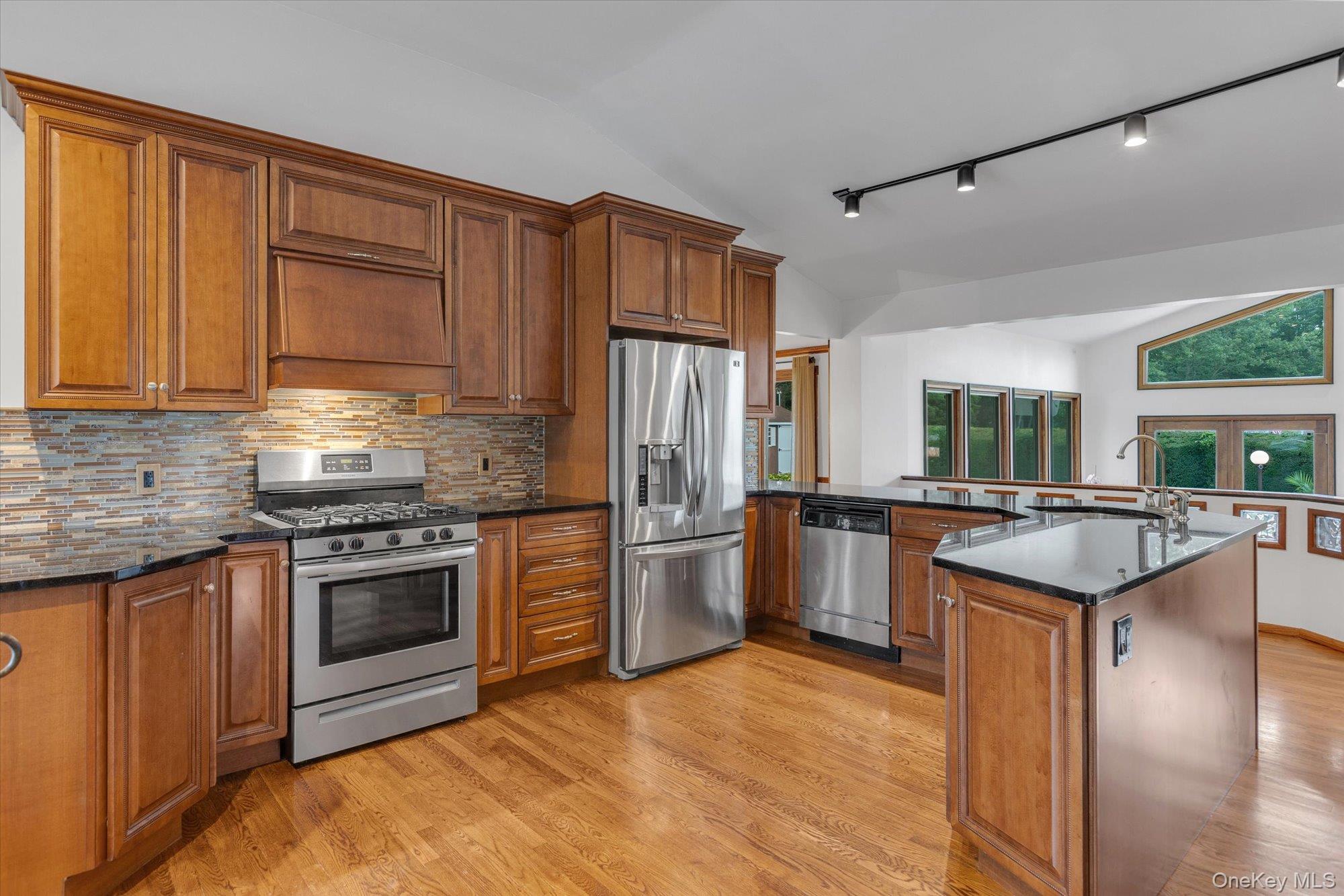 4th image of 517 Ocean Ave, Islip, NY 11769 | MLS# 1025588