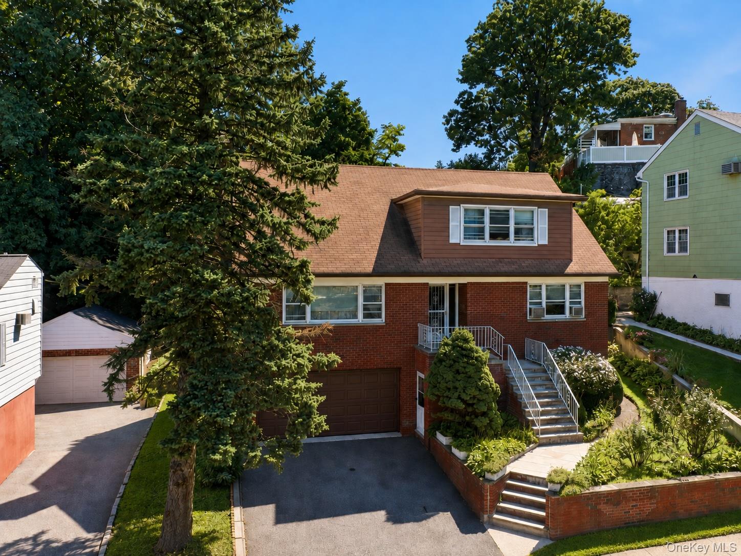 1st image of 172 Park Hill Ave, Yonkers, NY 10705 | MLS# 1025632