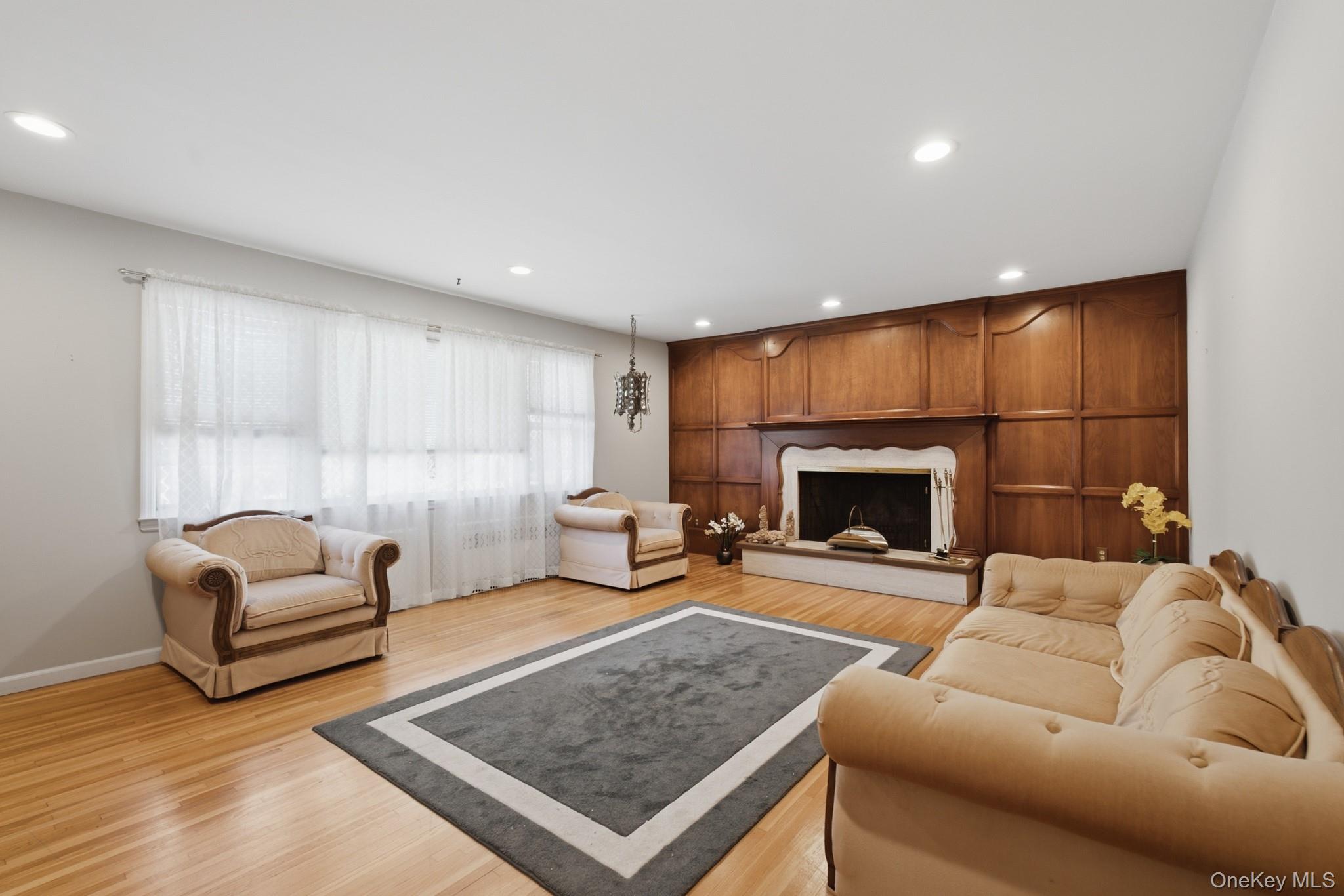 2nd image of 172 Park Hill Ave, Yonkers, NY 10705 | MLS# 1025632