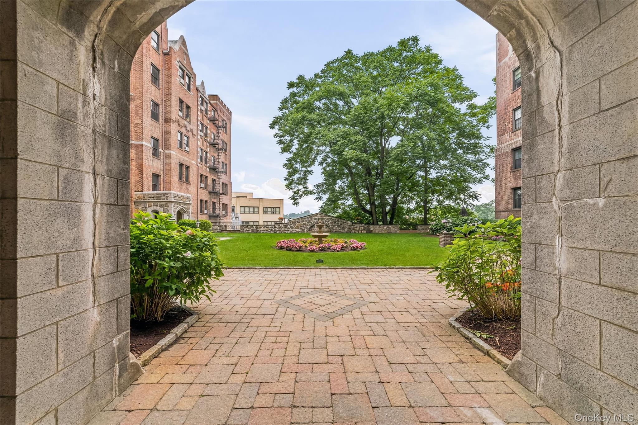 Homes for sale in White Plains, NY | 23 Old Mamaroneck Rd #Apt. 5Q, White Plains, NY 10605 | MLS# 1025637