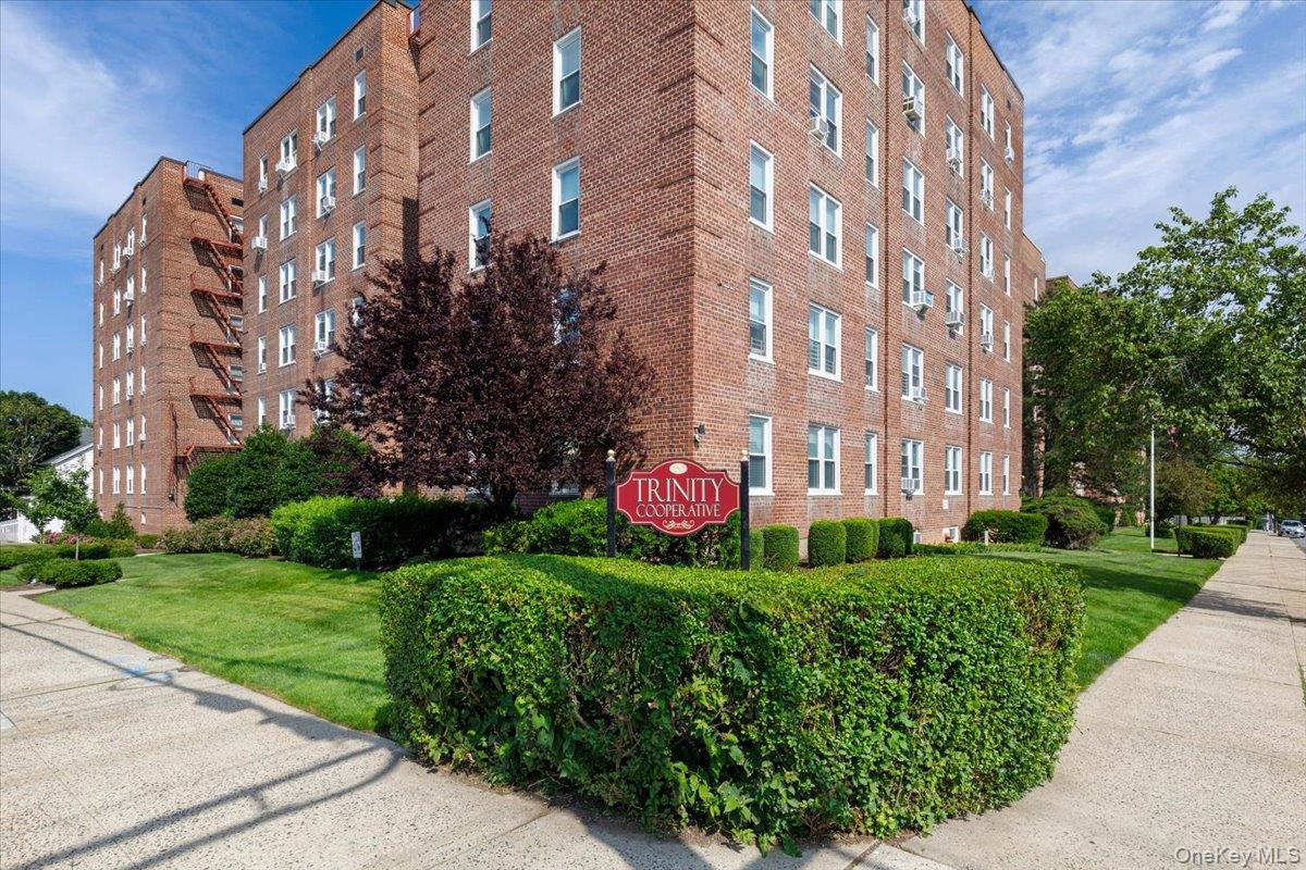 3rd image of 126 Church St, New Rochelle, NY 10801