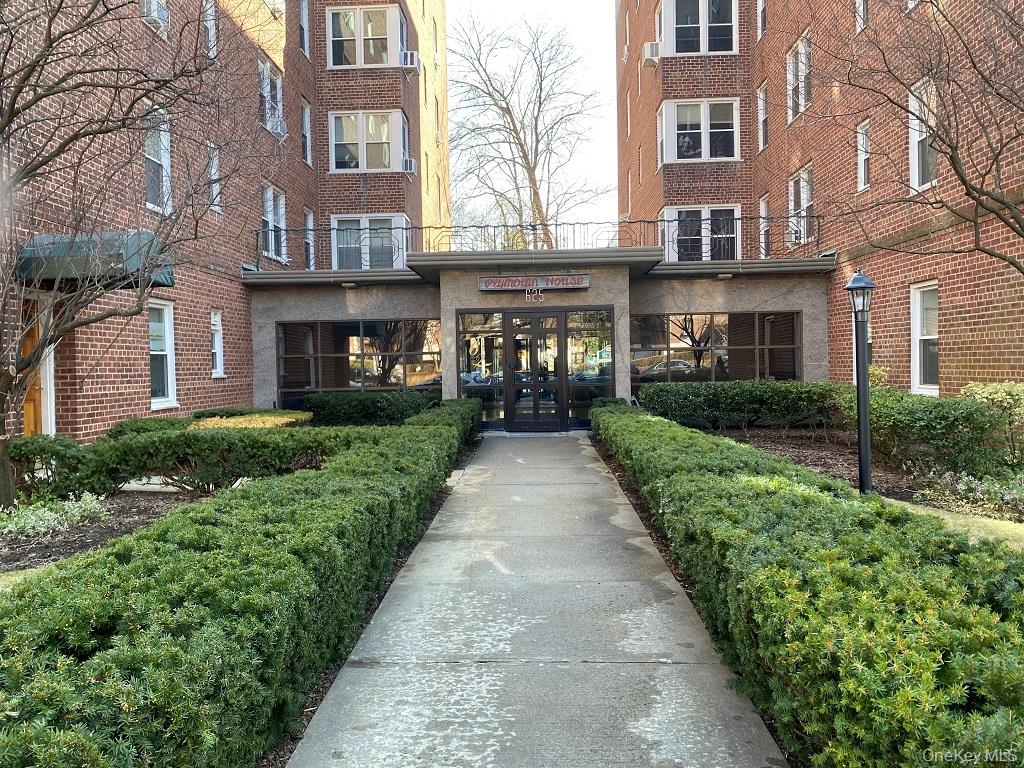 1st image of 625 Gramatan Ave #1A, Mount Vernon, NY 10552 | MLS# 1025668
