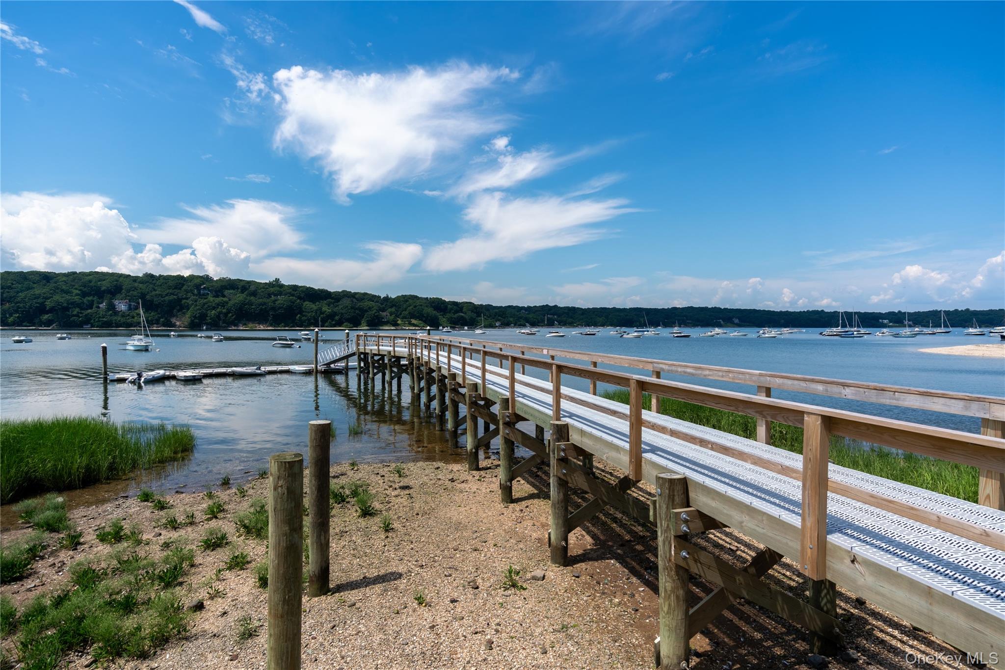 36th image of 5 Glen Wy, Huntington, NY 11724 | MLS# 1025670