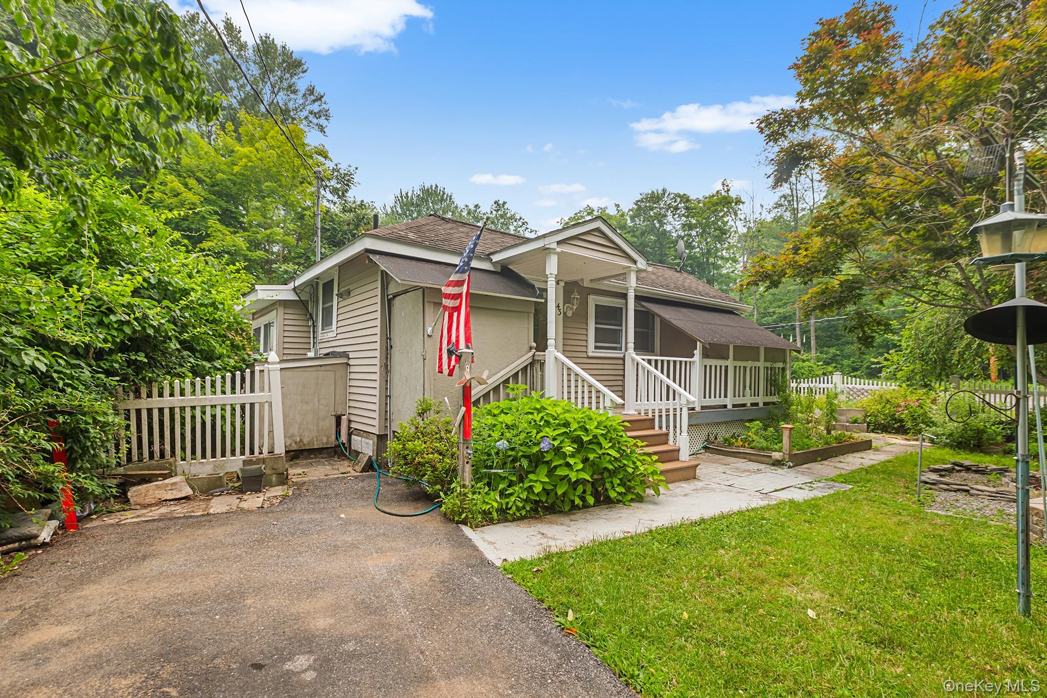 Homes for sale in Kent, NY | 43 W Croton Dr, Kent, NY 10512 | MLS# 1025706