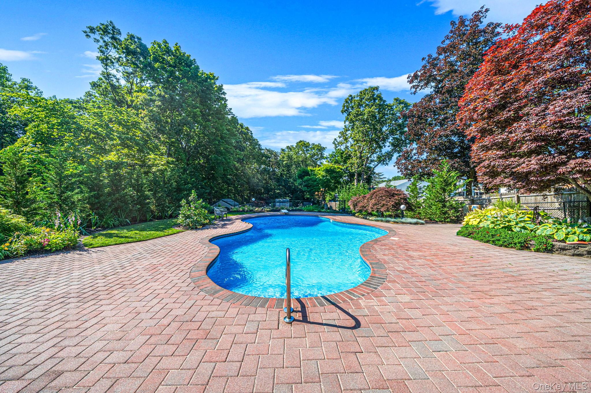 36th image of 22 Milburn Rd, South Setauket, NY 11720 | MLS# 1025708