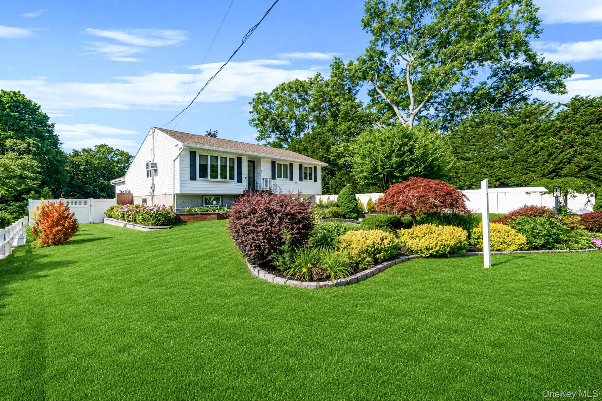 2nd image of 22 Milburn Rd, South Setauket, NY 11720 | MLS# 1025708