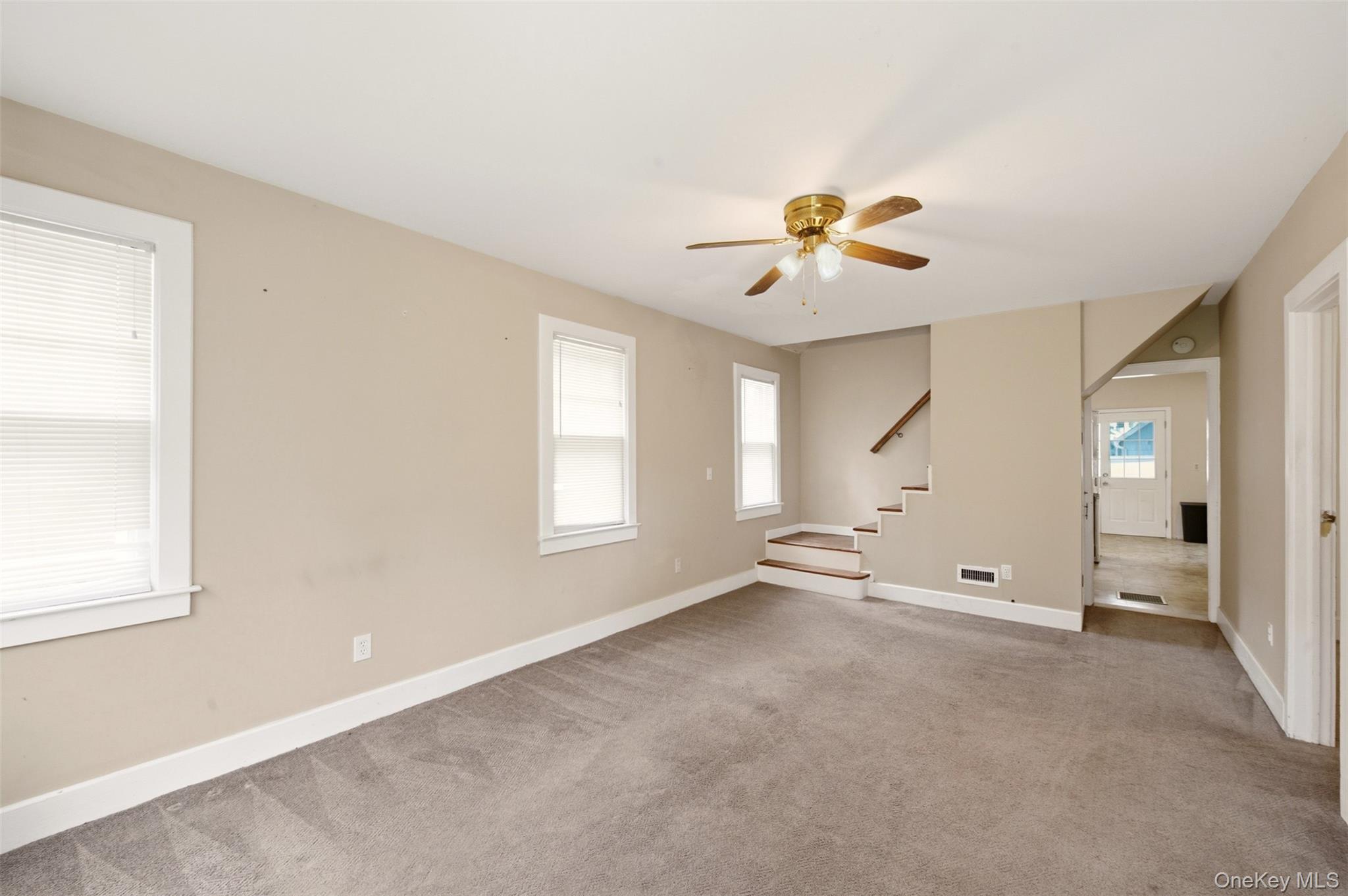 3rd image of 124 Johnson St, Huntington, NY 11721 | MLS# 1025745