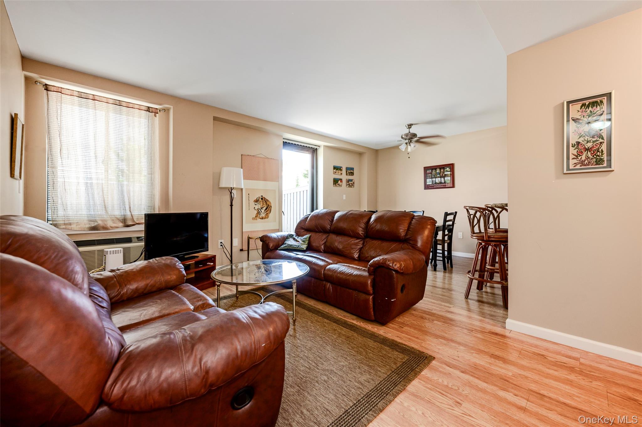 3rd image of 100 W Broadway, Hempstead, NY 11561