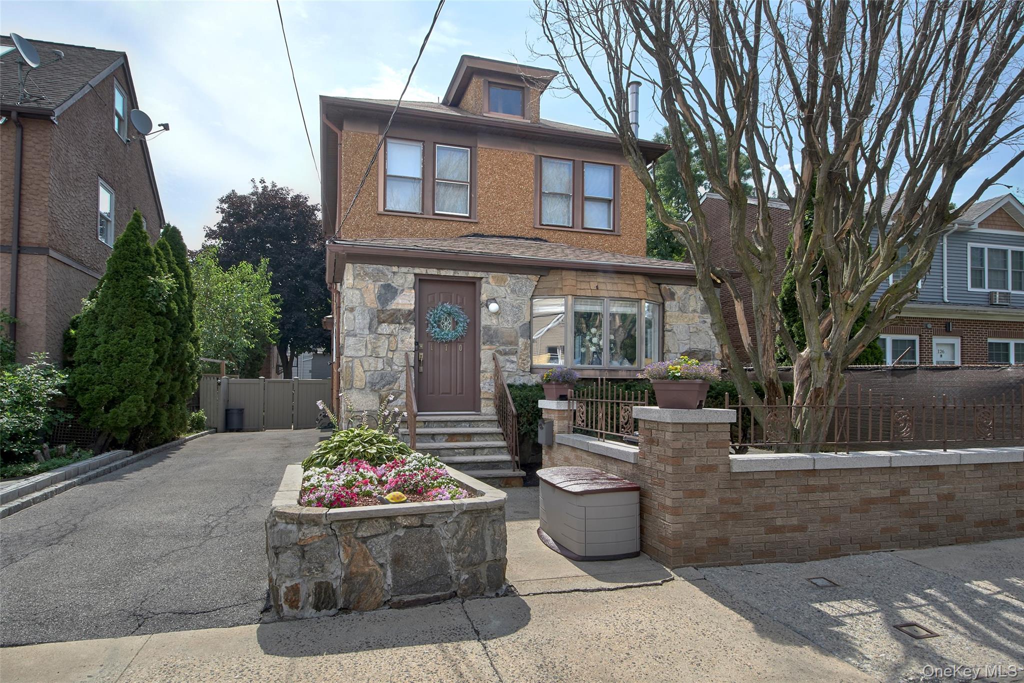3rd image of 170 Trenchard St, Yonkers, NY 10704 | MLS# 1025823