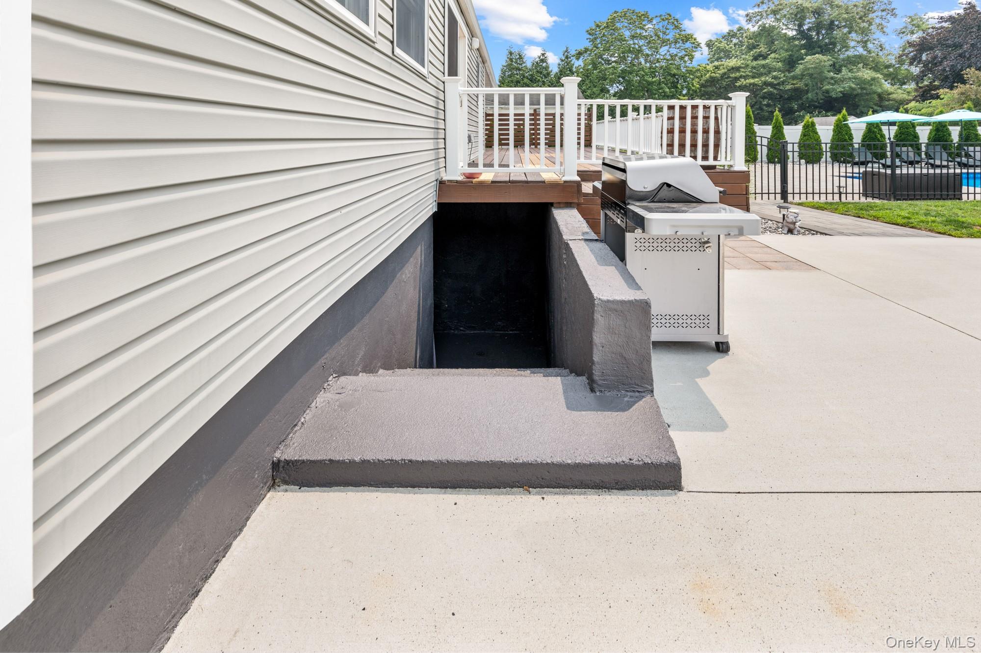 38th image of 46 Andrea Ln, Islip, NY 11796 | MLS# 1025825