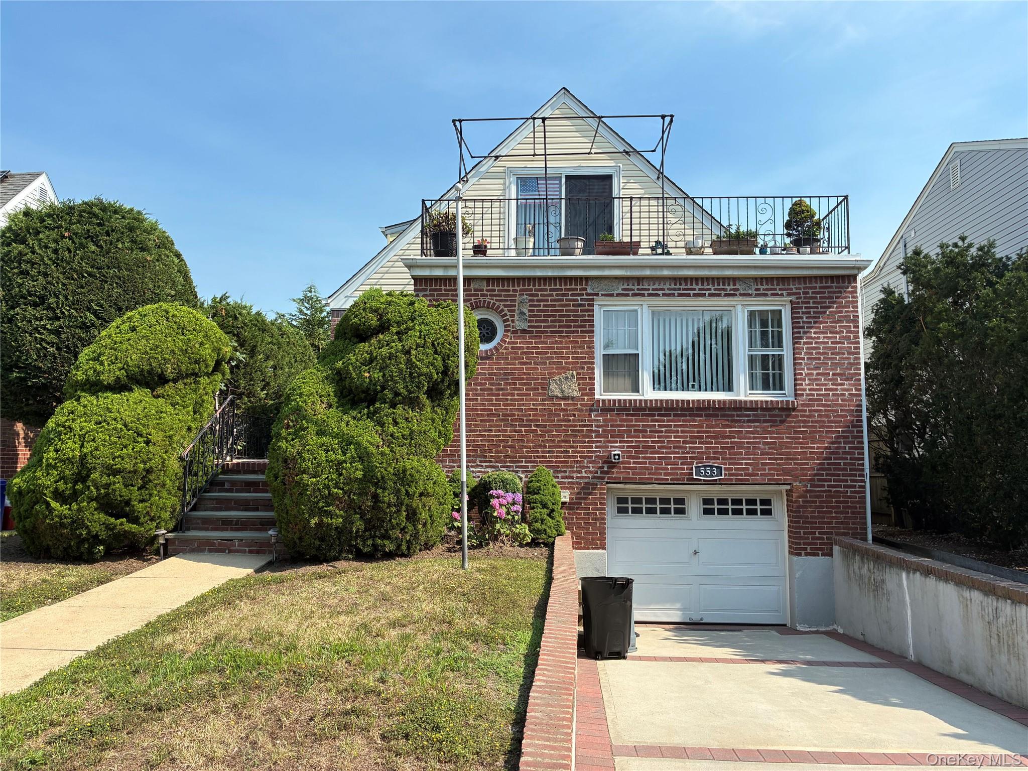 1st image of 553 W Beech St, Long Beach, NY 11561 | MLS# 1025836