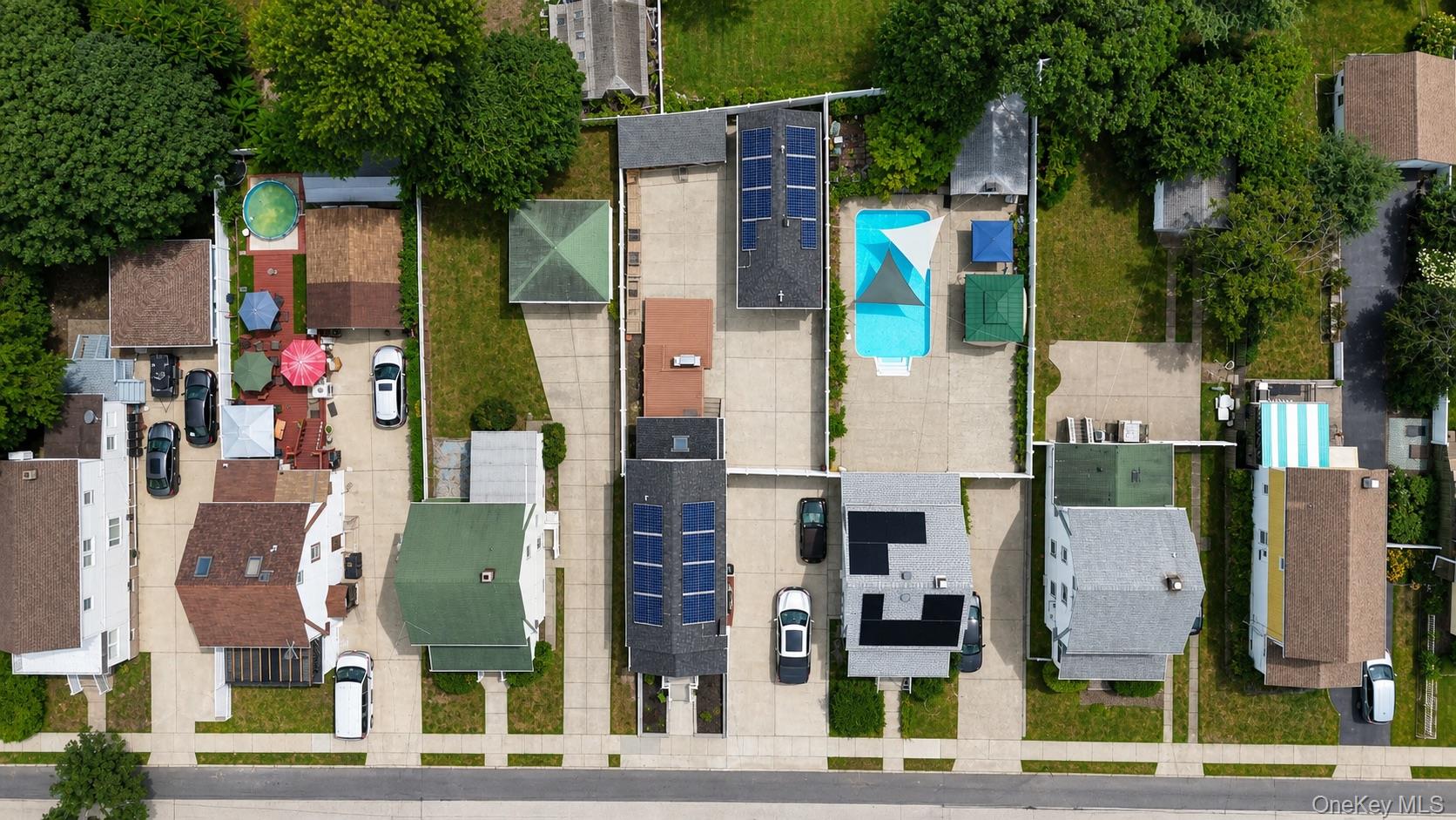 4th image of 27 Avondale St, Hempstead, NY 11581 | MLS# 1025859