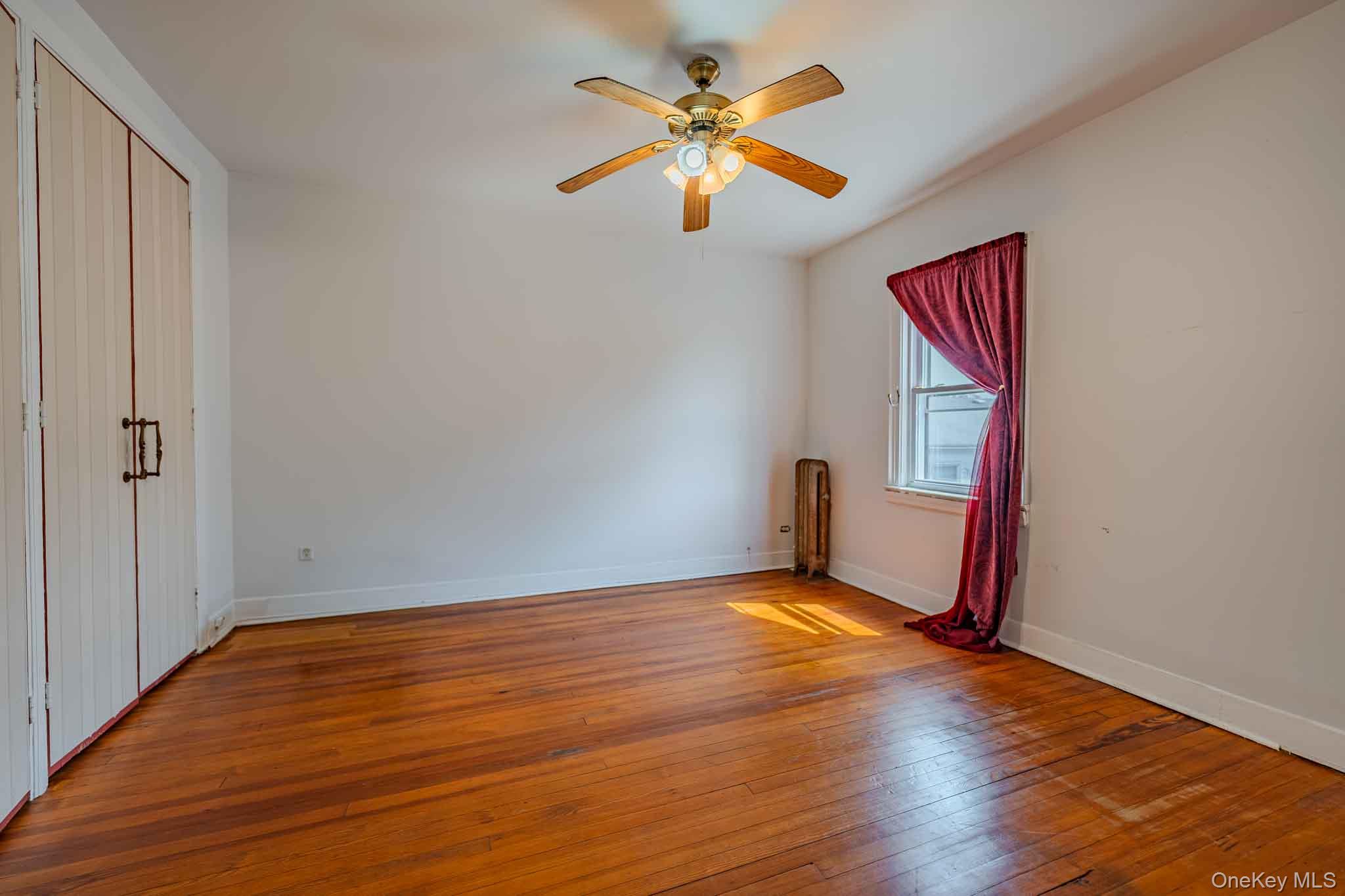 3rd image of 124 Roosevelt Blvd, Long Beach, NY 11561 | MLS# 1025876