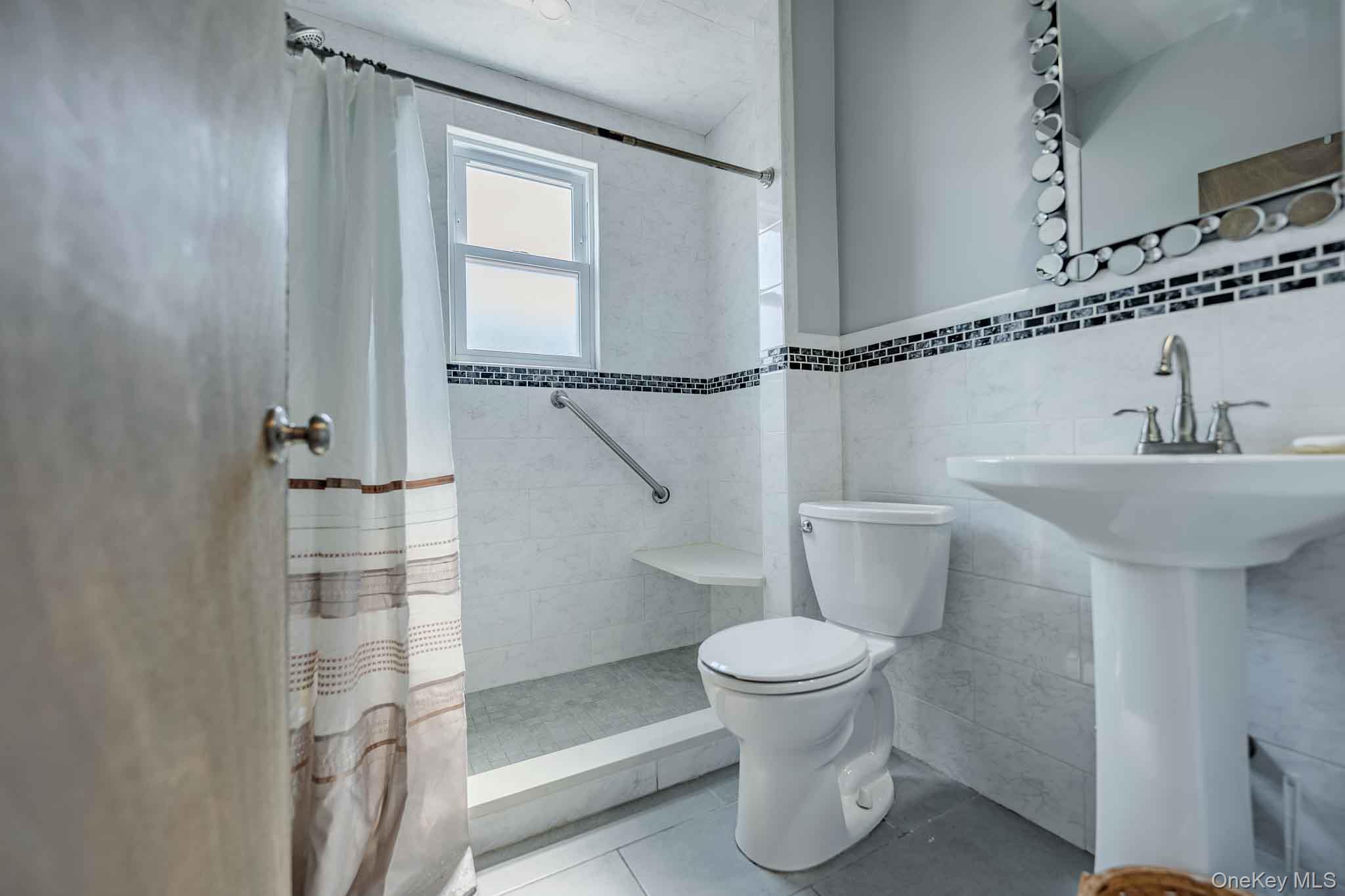 4th image of 124 Roosevelt Blvd, Long Beach, NY 11561 | MLS# 1025876