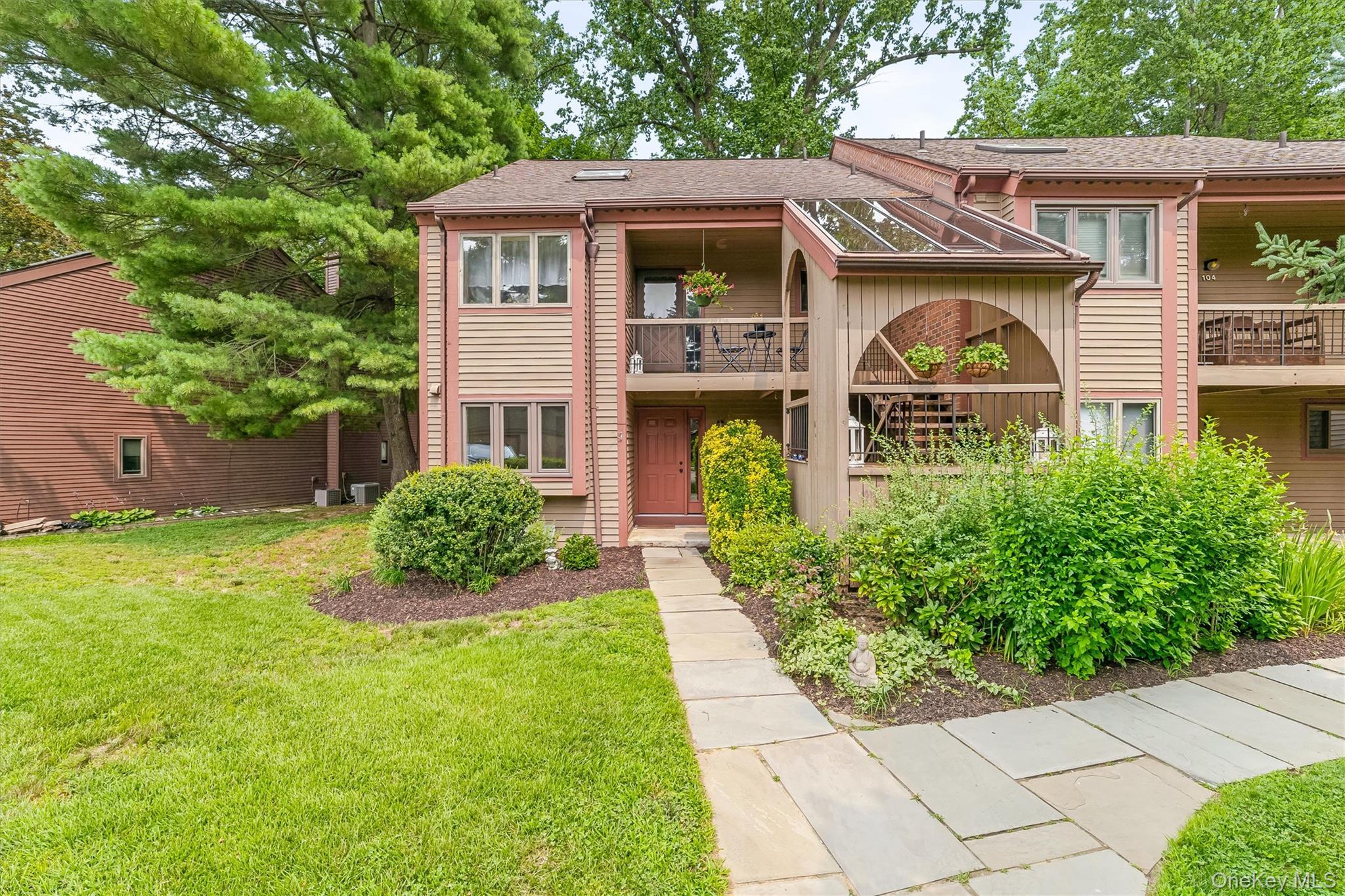 Homes for sale in Ossining, NY | 101 Eagle Bay Dr, Ossining, NY 10562 | MLS# 1025908