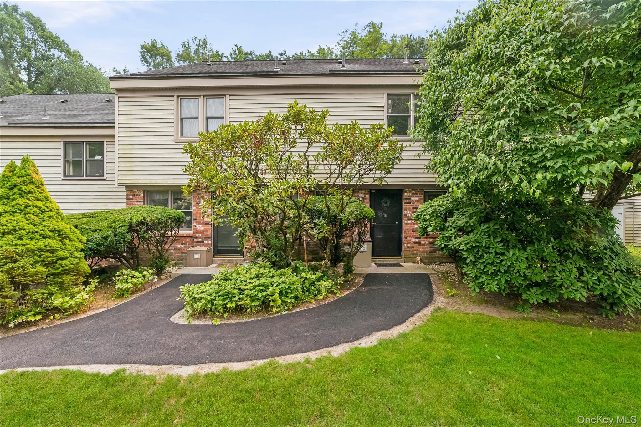 1st image of 181 Heritage Hls #F, Somers, NY 10589 | MLS# 1025943