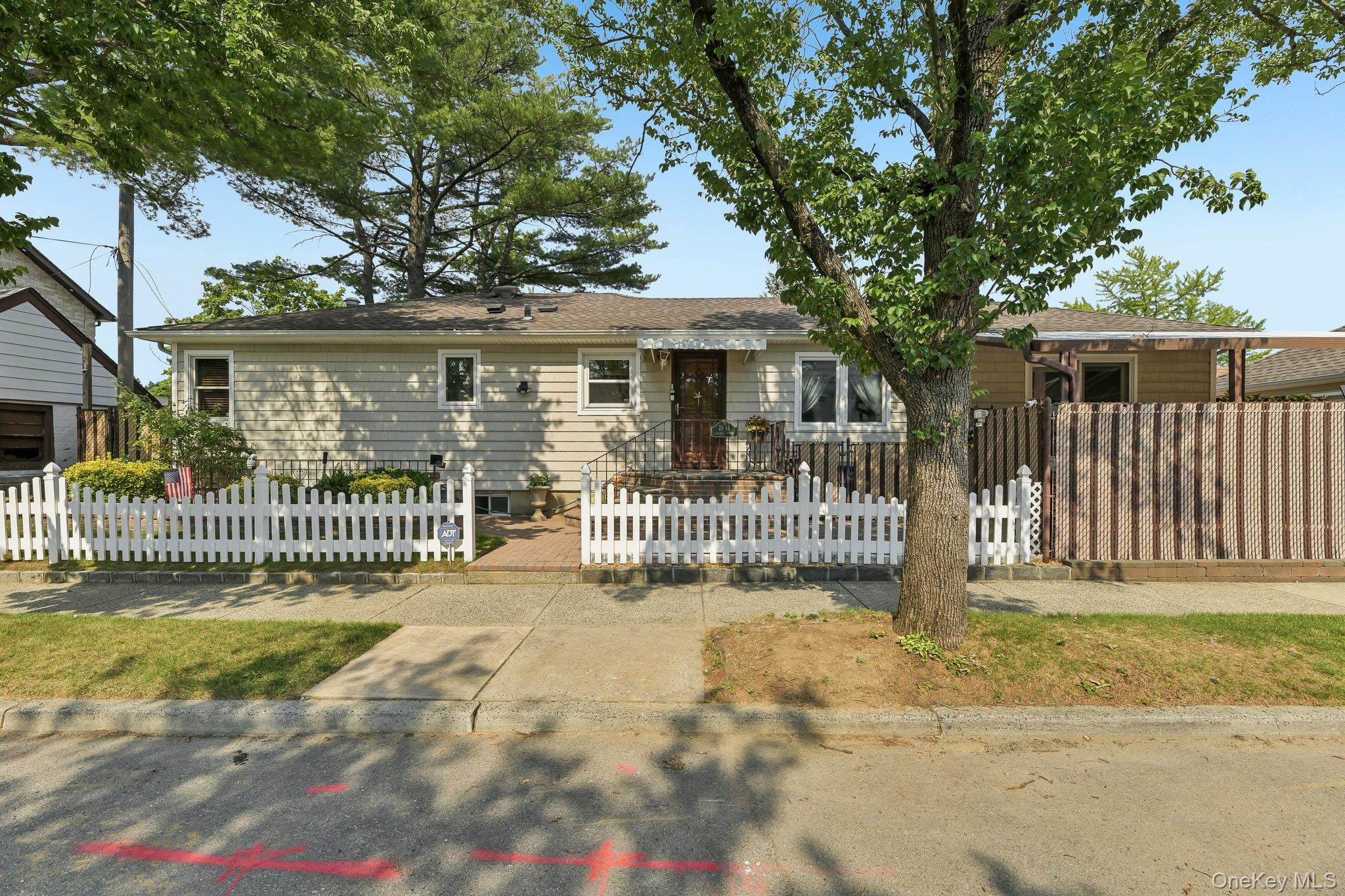 2nd image of 7814 Langdale St, New York, NY 11040 | MLS# 1025984
