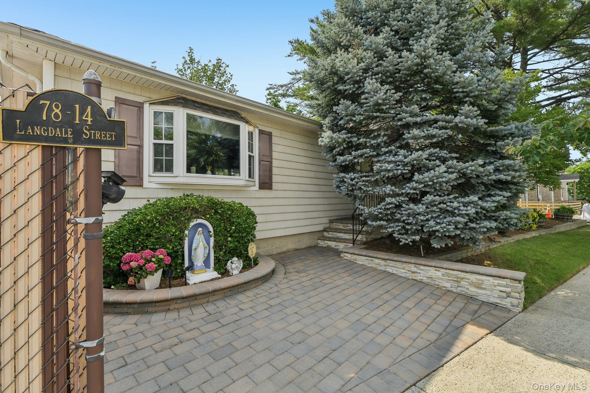 3rd image of 7814 Langdale St, New York, NY 11040 | MLS# 1025984