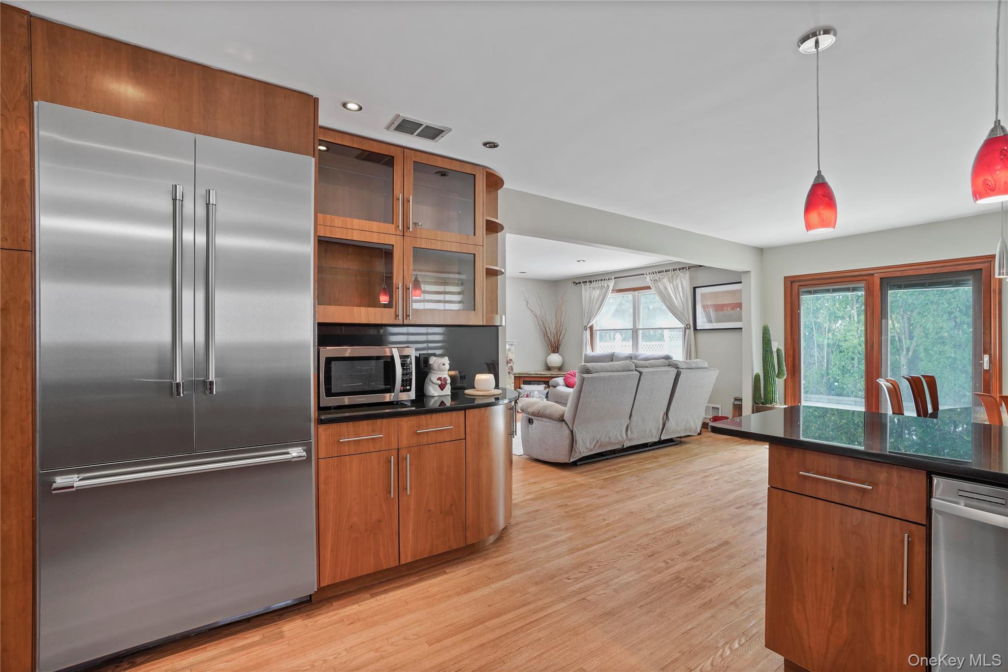 5th image of 268 Ardsley St, Staten Island, NY 10306 | MLS# 1026004