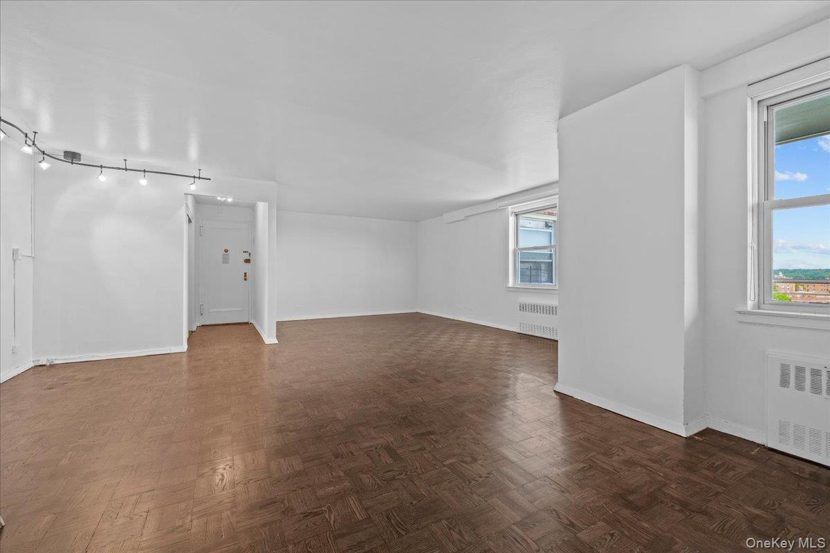 3rd image of 3135 Johnson Ave, New York, NY 10463