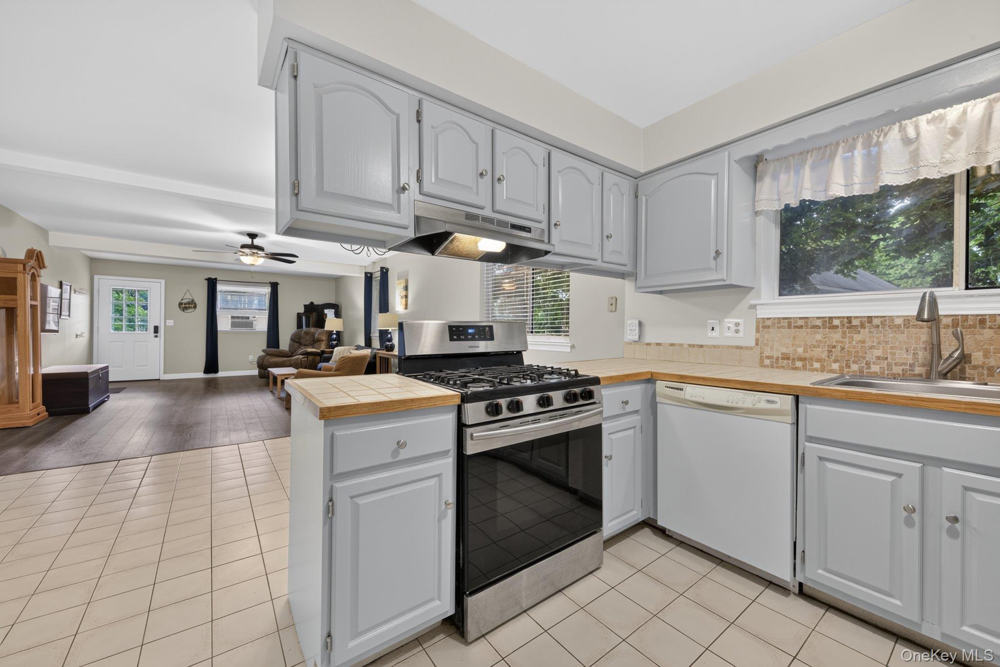 Homes for sale in Blooming Grove, NY | 166 E Main St, Blooming Grove, NY 10992 | MLS# 1026046