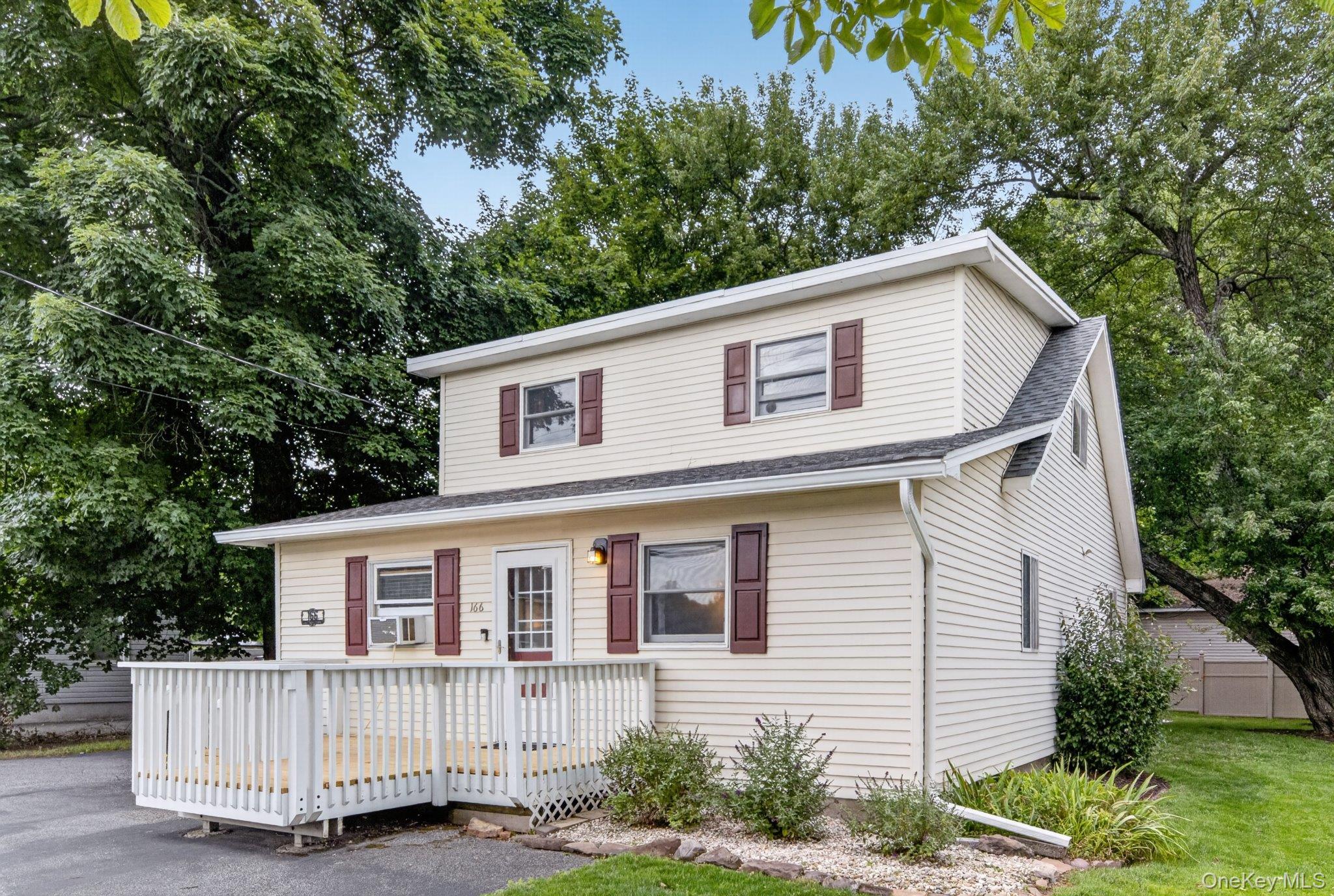 Homes for sale in Blooming Grove, NY | 166 E Main St, Blooming Grove, NY 10992 | MLS# 1026046
