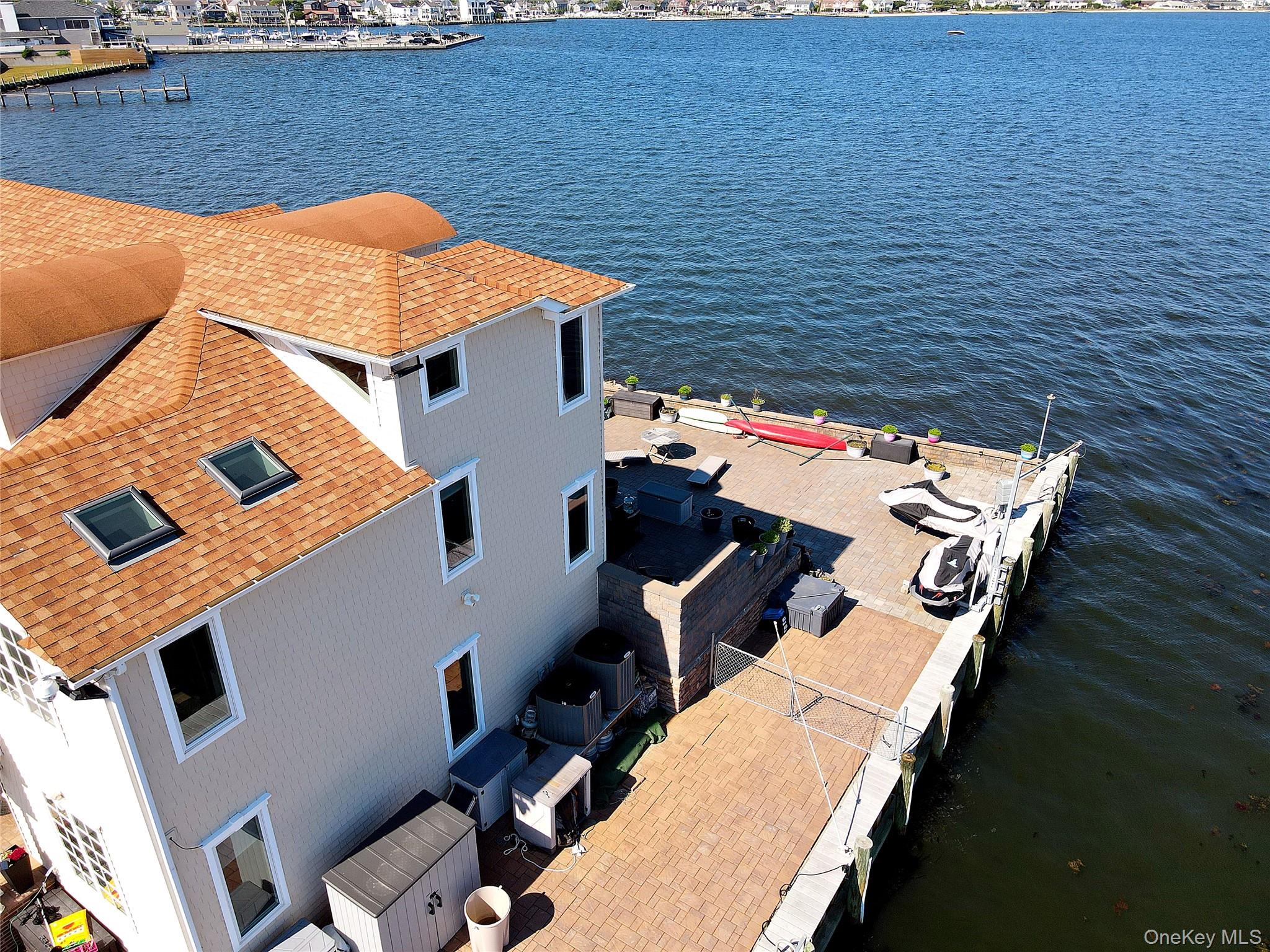 4th image of 75 Yacht Club Rd, Babylon, NY 11702 | MLS# 1026094