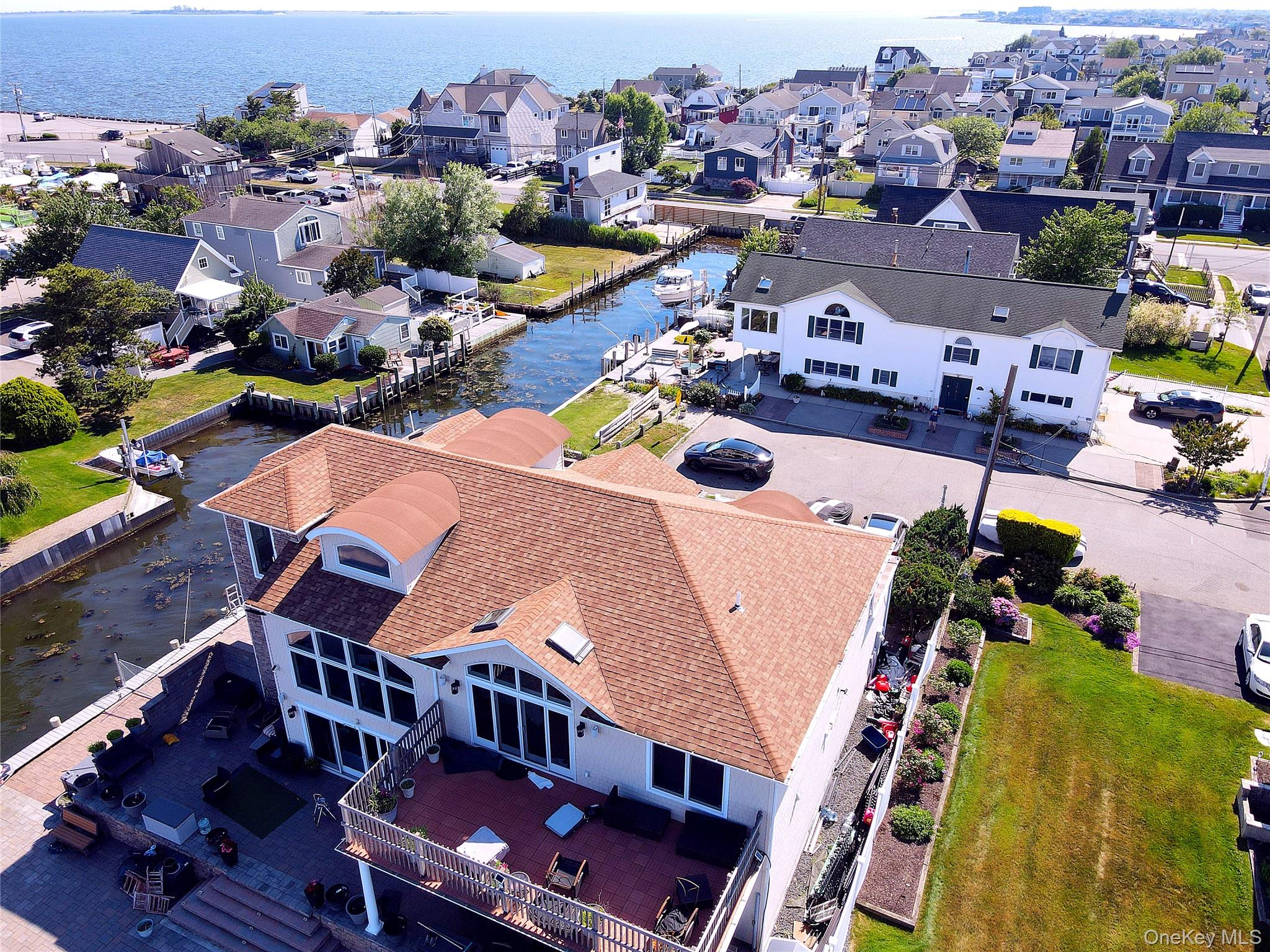 5th image of 75 Yacht Club Rd, Babylon, NY 11702 | MLS# 1026094