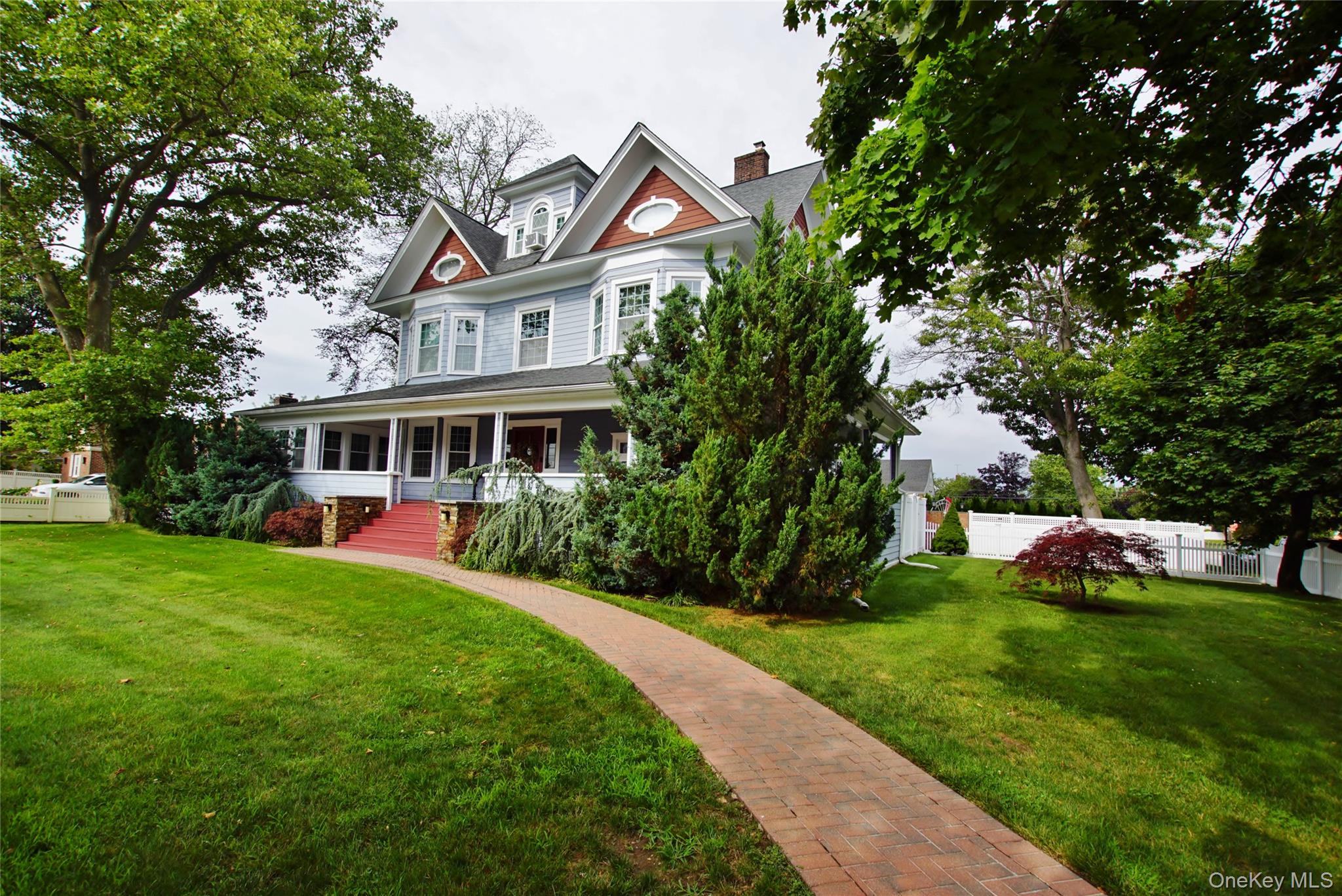 2nd image of 278 S Long Beach Ave, Hempstead, NY 11520 | MLS# 1026100