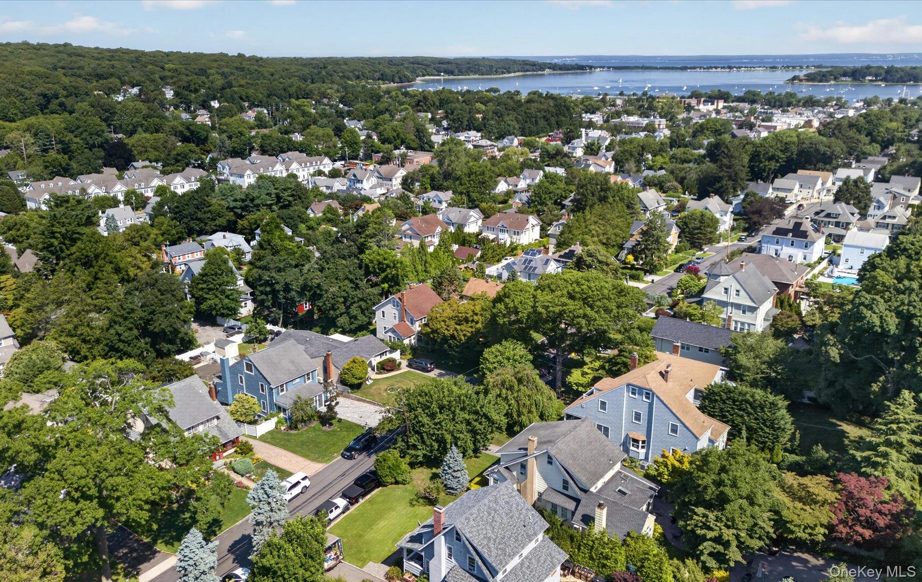 3rd image of 182 School St, Oyster Bay, NY 11771 | MLS# 1026168