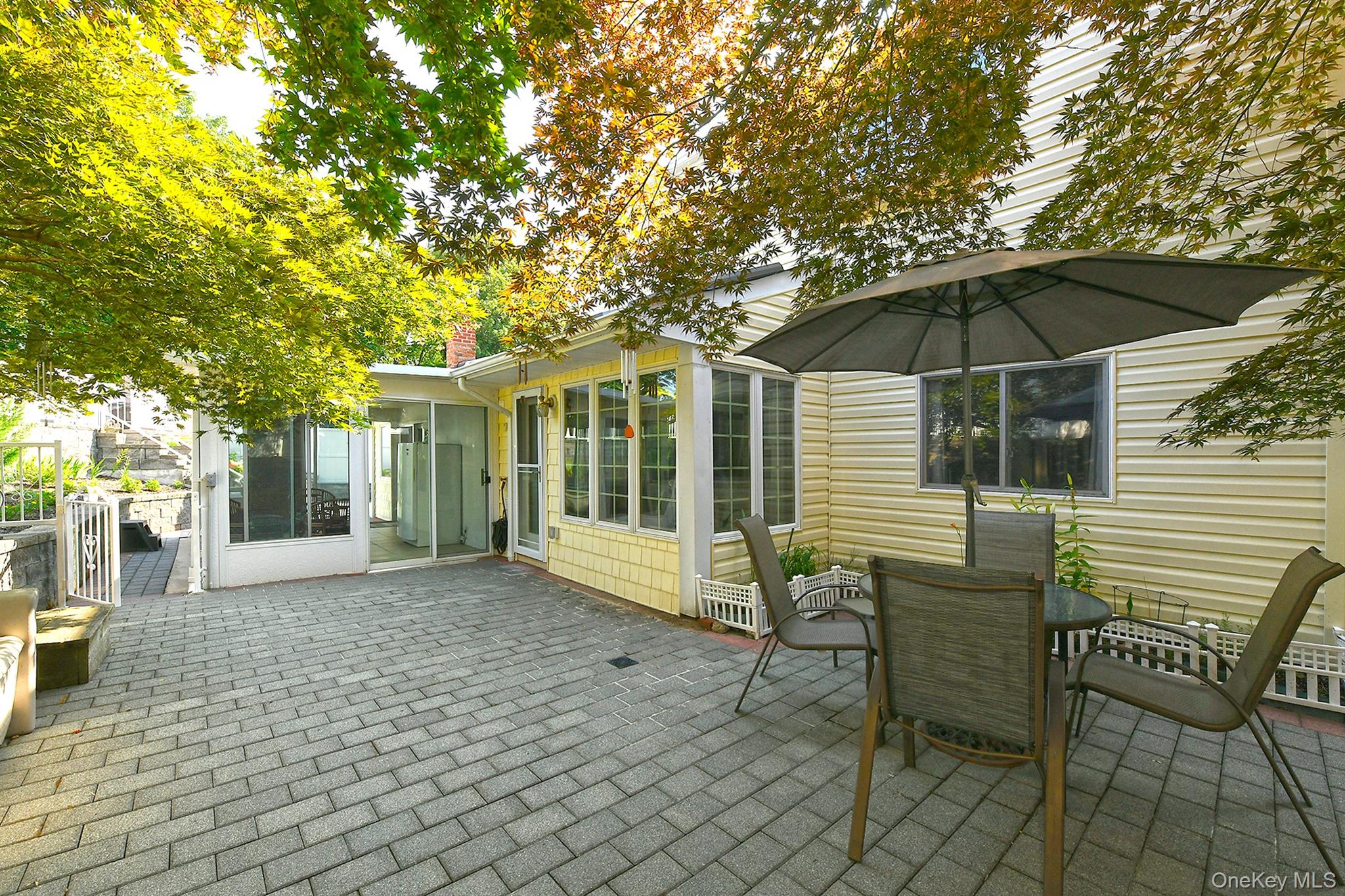 35th image of 5 Trudy Ct, Huntington, NY 11746 | MLS# 1026169