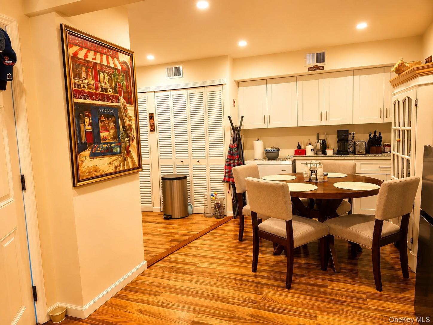 5th image of 141 Feller Dr, Islip, NY 11722