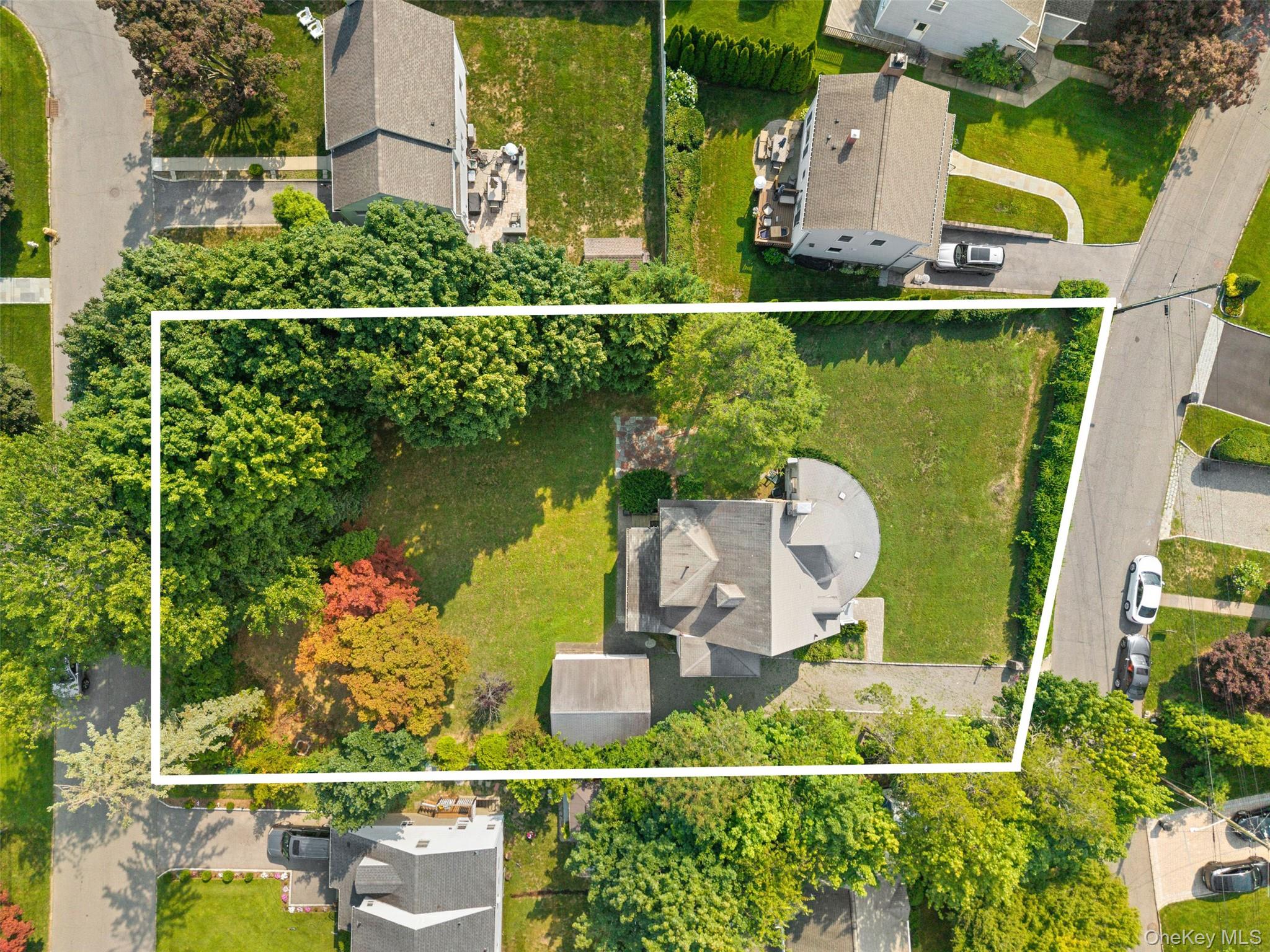 2nd image of 33 Deerfield Ave, Eastchester, NY 10709 | MLS# 1026182