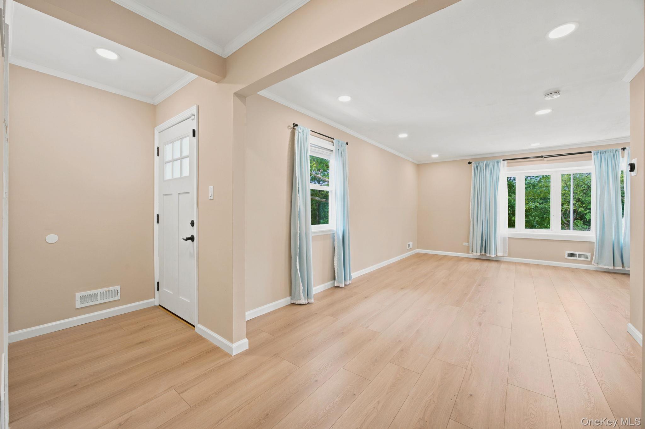 3rd image of 2811 Clearview Expy, New York, NY 11360 | MLS# 1026209
