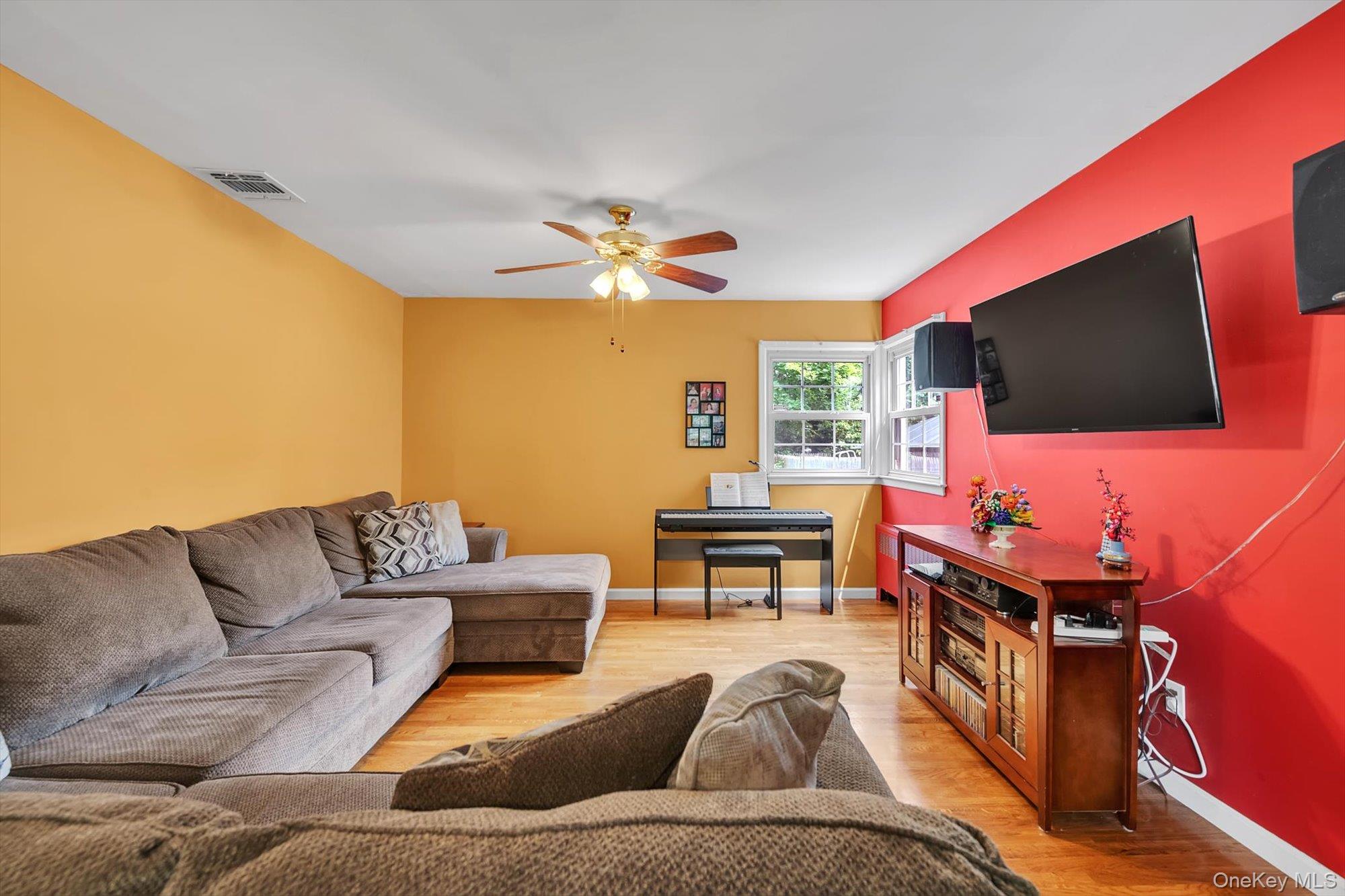 3rd image of 202B 1St St, East Northport, NY 11731 | MLS# 1026250