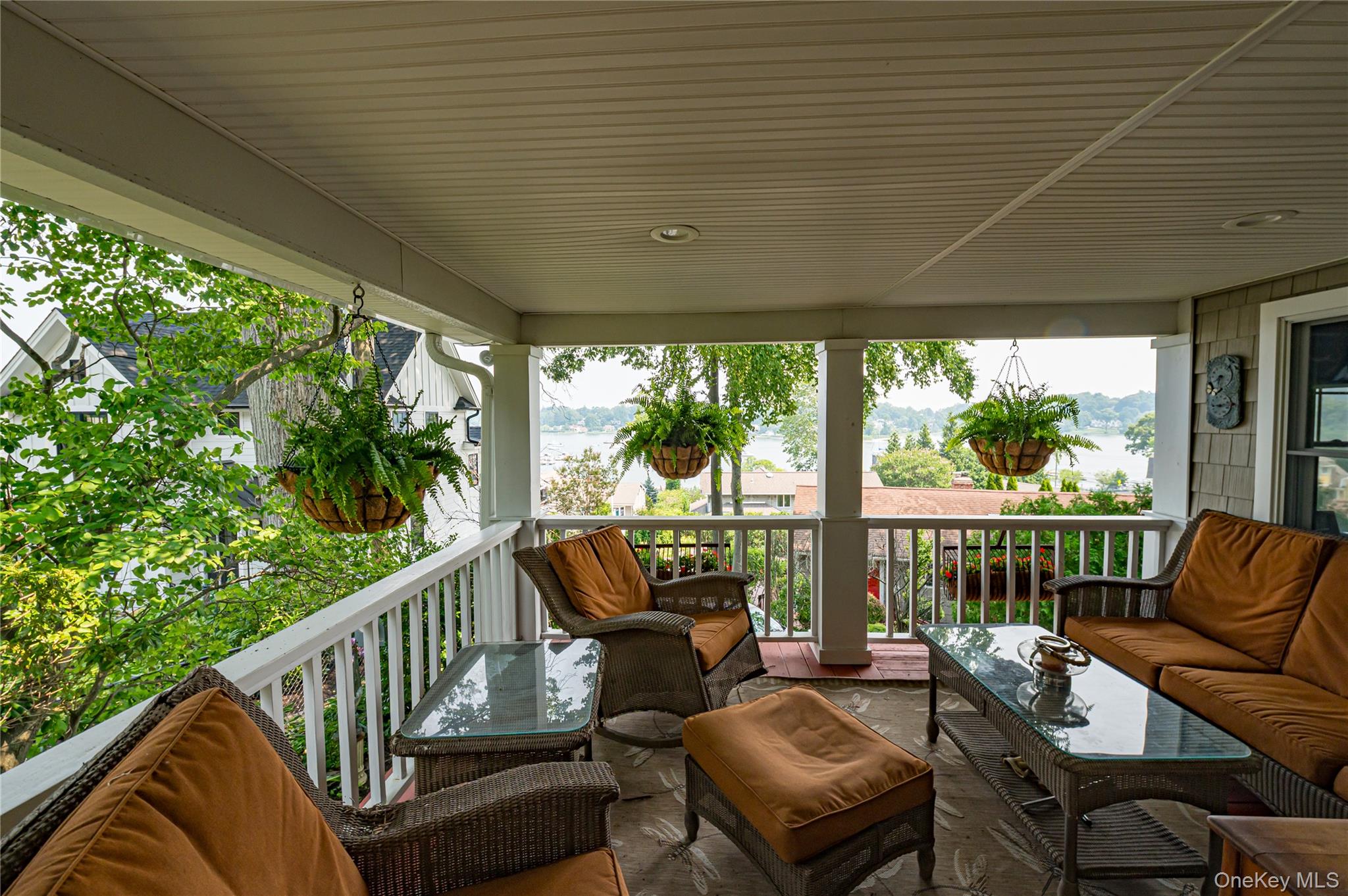 4th image of 5 Harborview Ln, Huntington, NY 11743 | MLS# 1026256