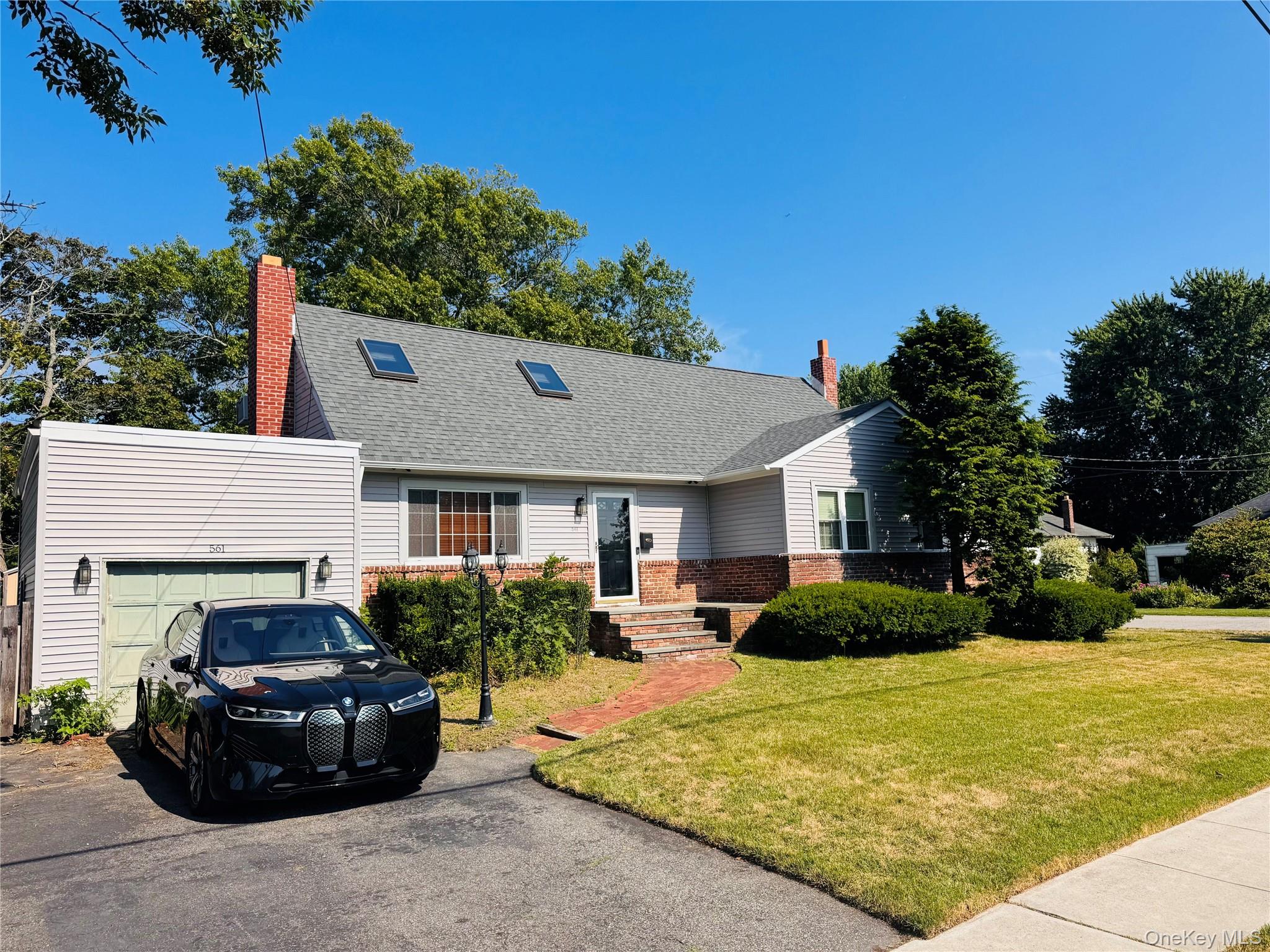 2nd image of 561 Center Dyre Ave, Islip, NY 11795 | MLS# 1026261