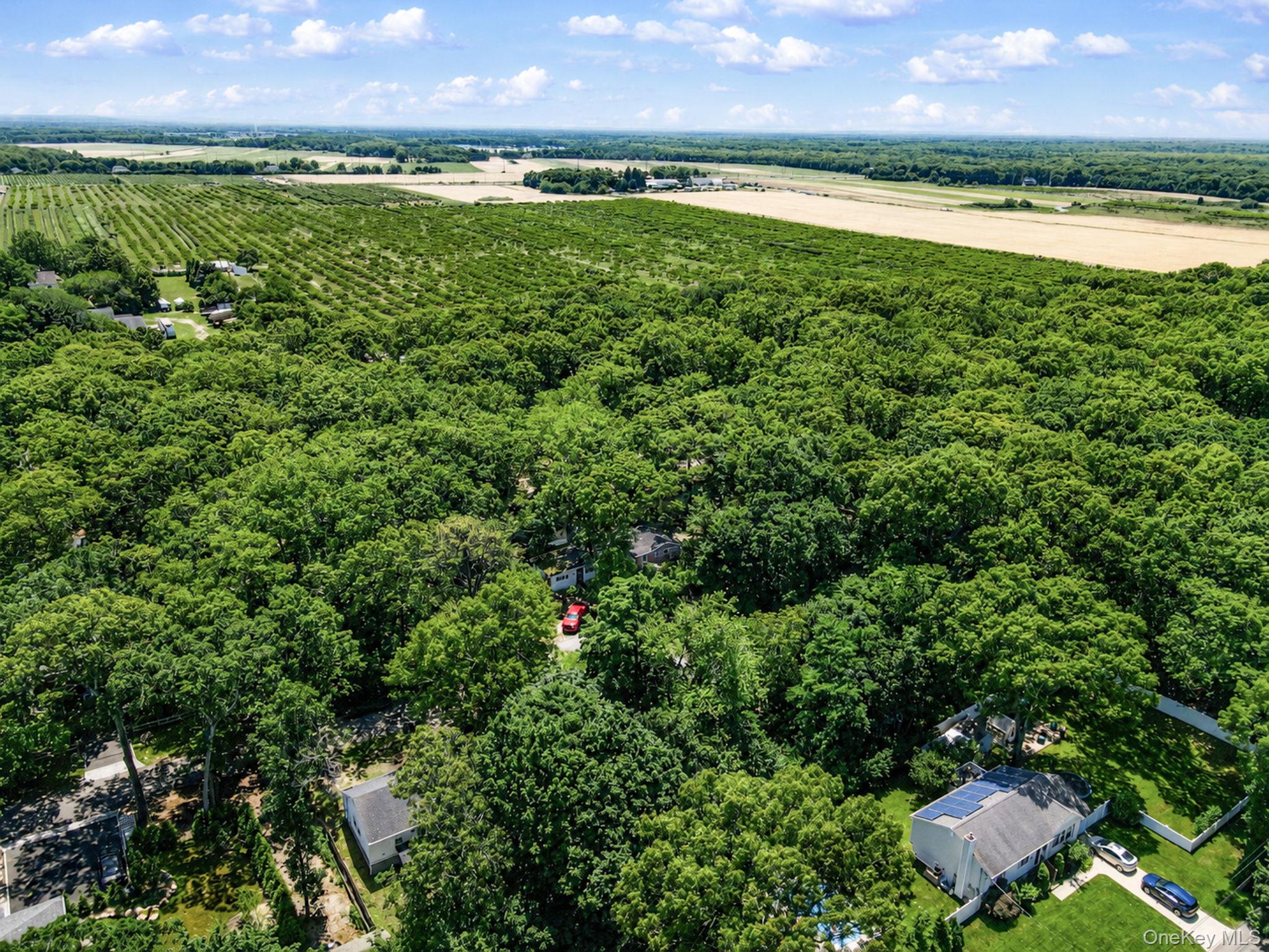 5th image of 104 21St St, Riverhead, NY 11792 | MLS# 1026277