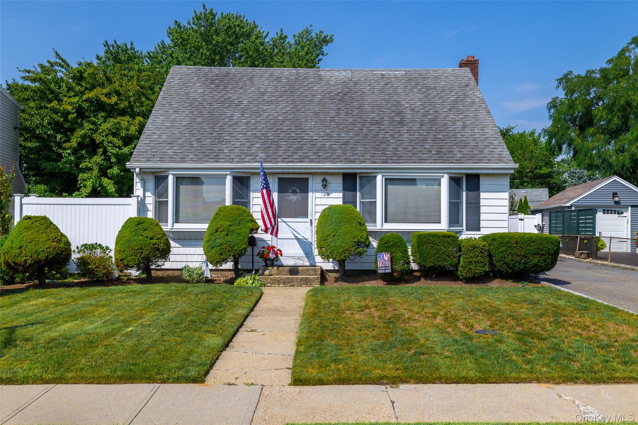 1st image of 190 Cottage Blvd, Oyster Bay, NY 11801 | MLS# 1026278