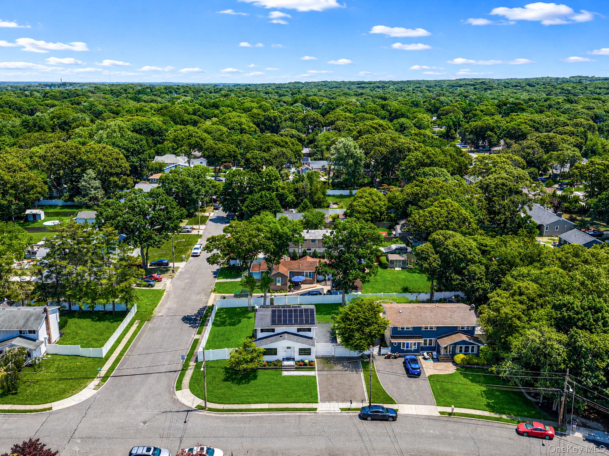 37th image of 27 Galaxie Ln, Selden, NY 11784 | MLS# 1026288