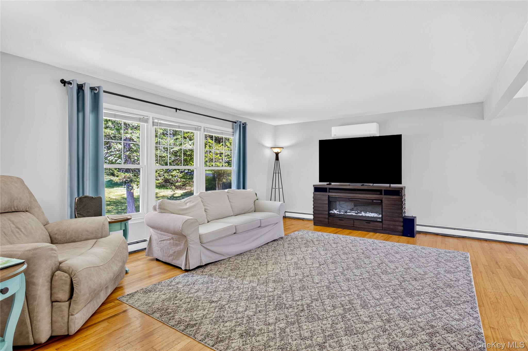 2nd image of 6 Gail Ln, Poughquag, NY 12570 | MLS# 1026310