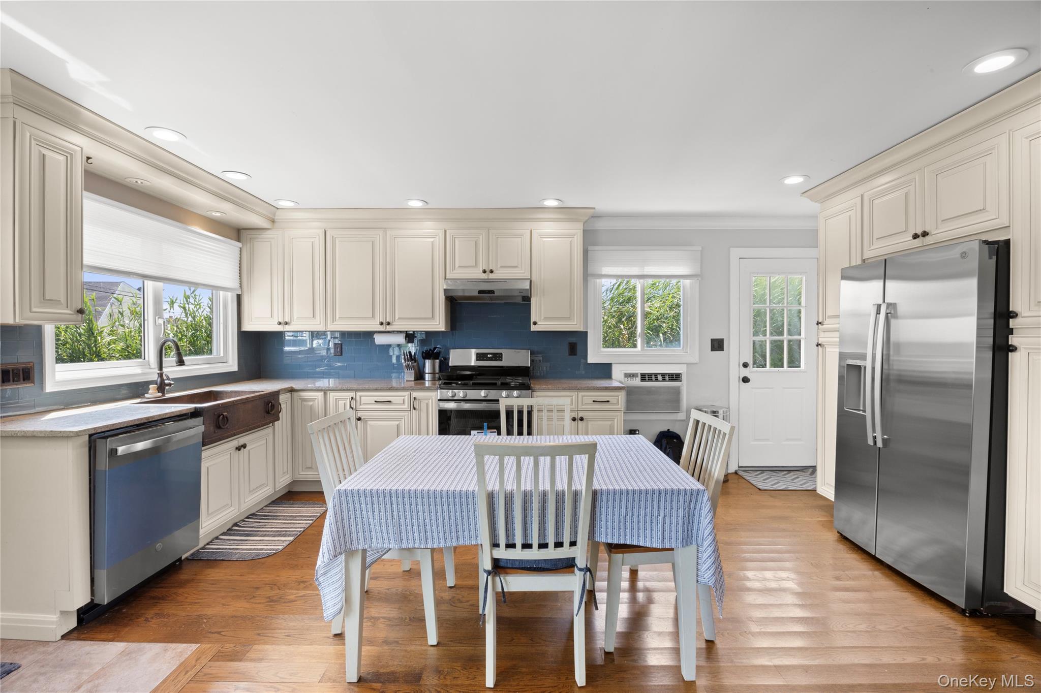 5th image of 7 Edwards Dr, Brookhaven, NY 11967 | MLS# 1026337