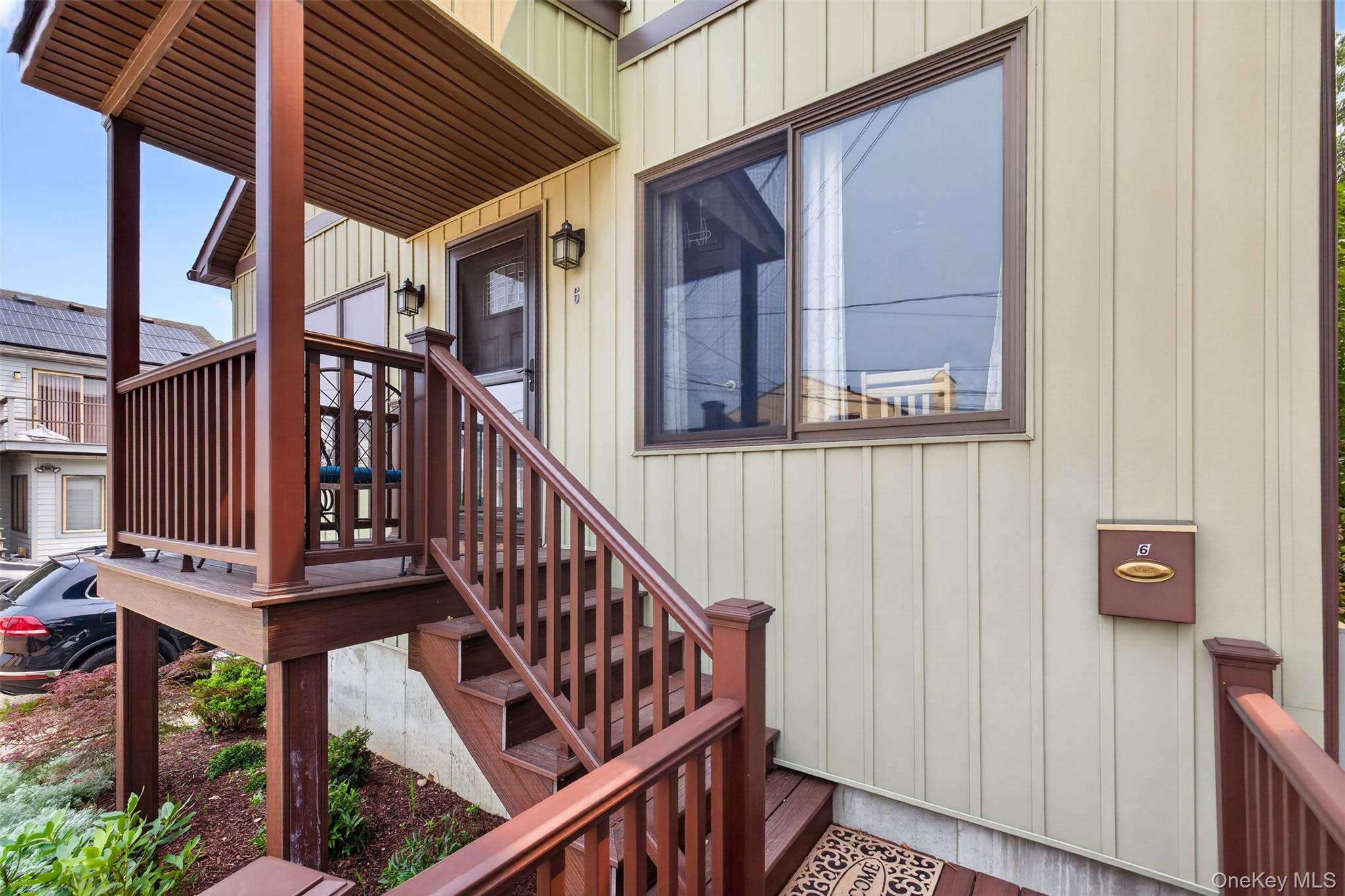 3rd image of 6 Howard Rd, Oyster Bay, NY 11709 | MLS# 1026338