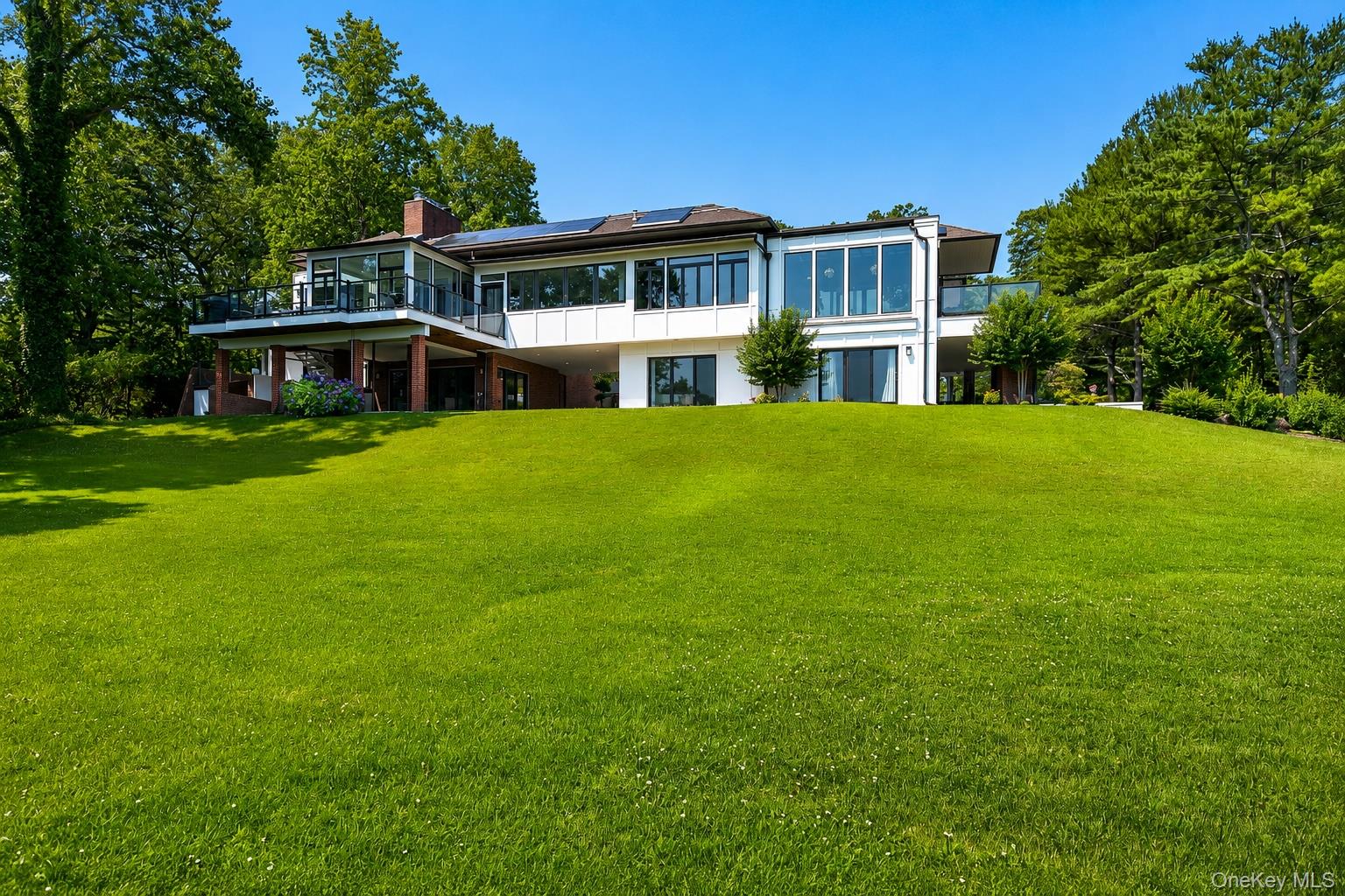 48th image of 235 Cleft Rd, Oyster Bay, NY 11765 | MLS# 1026372