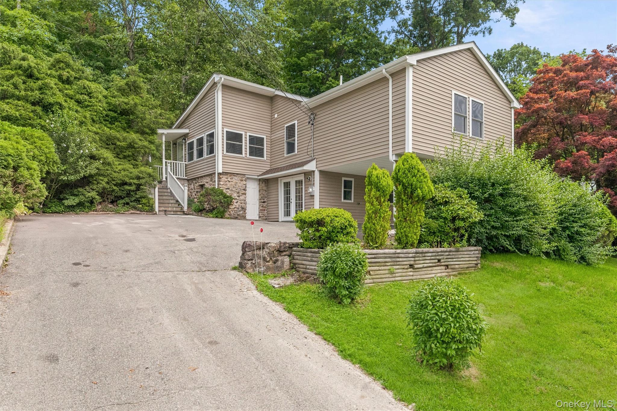 1st image of 4 Narcissus Dr, Somers, NY 10541 | MLS# 1026397