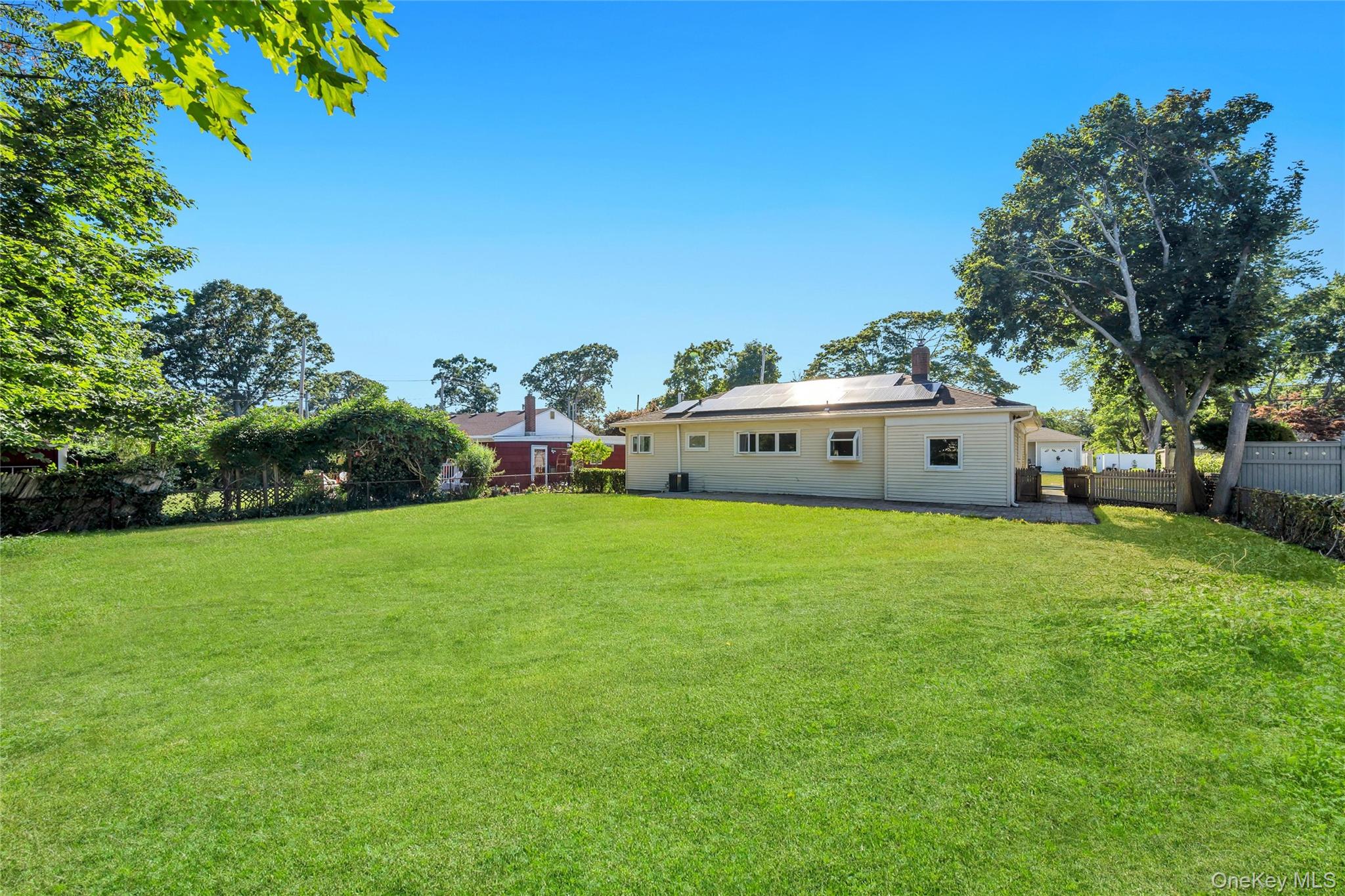 5th image of 3 Colony Dr, Islip, NY 11796 | MLS# 1026400