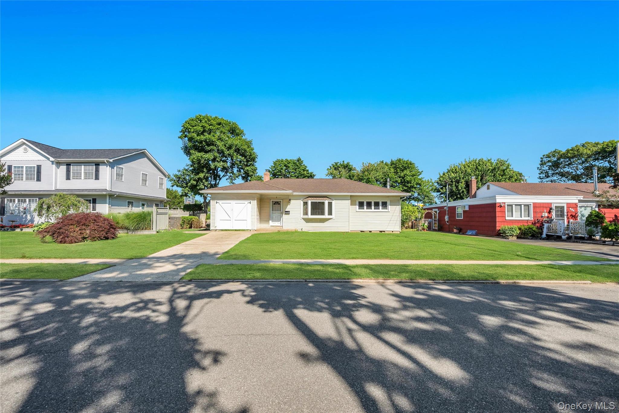 2nd image of 3 Colony Dr, Islip, NY 11796 | MLS# 1026400