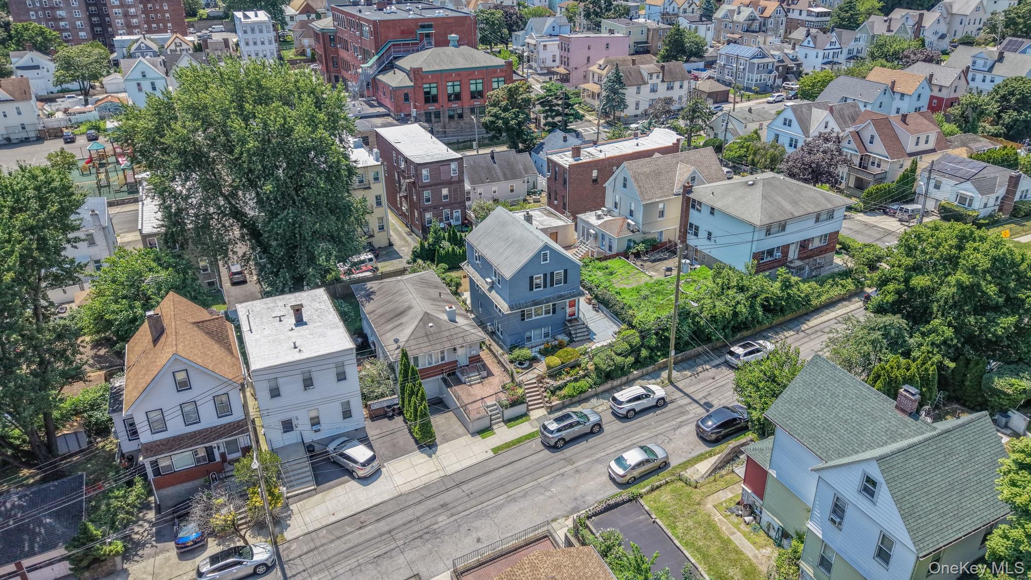 2nd image of 18 Edgewood Ave, Yonkers, NY 10704 | MLS# 1026456
