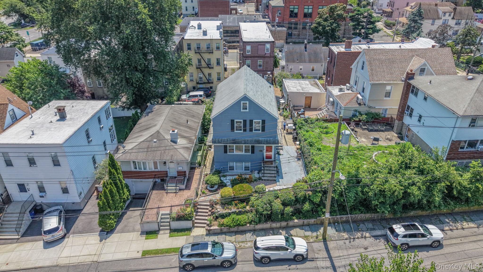 4th image of 18 Edgewood Ave, Yonkers, NY 10704 | MLS# 1026456
