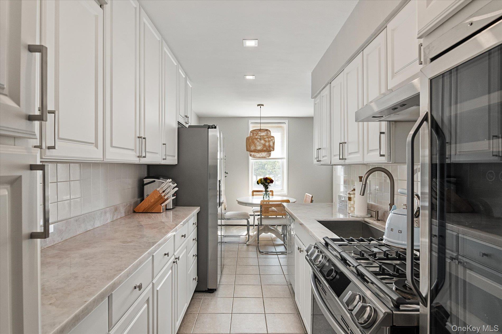 2nd image of 60 Hempstead Ave #2C, Hempstead, NY 11563 | MLS# 1026473